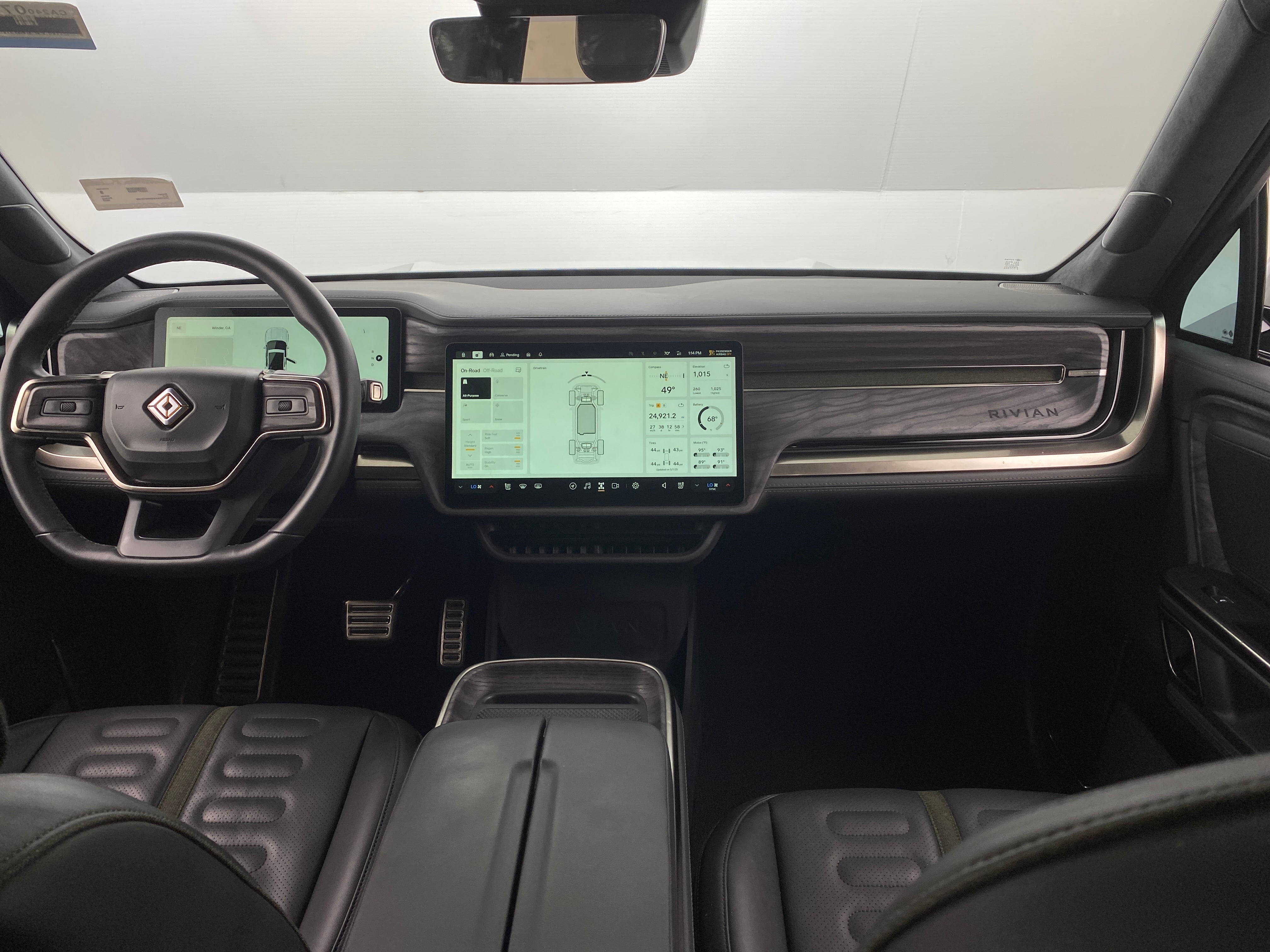 2022 Rivian R1T Adventure 2