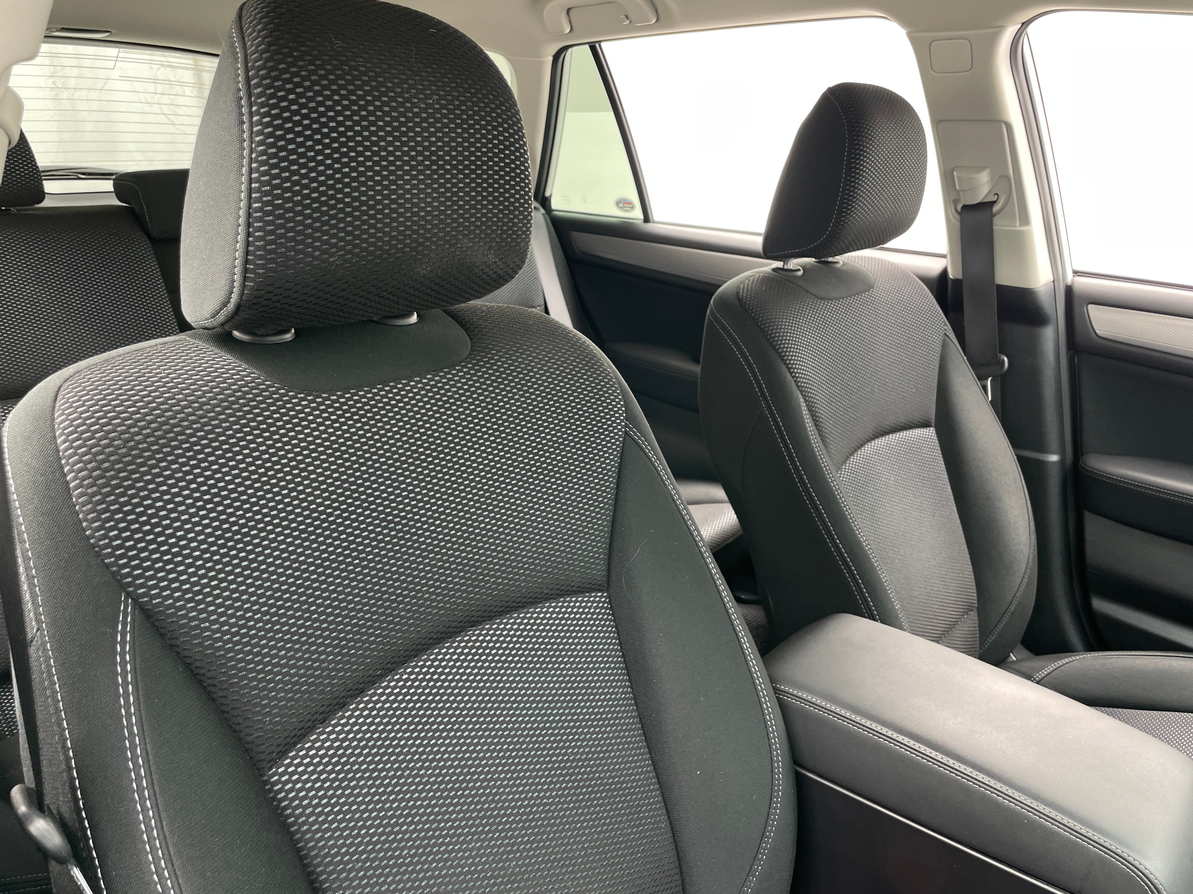 2019 Subaru Outback Premium 2