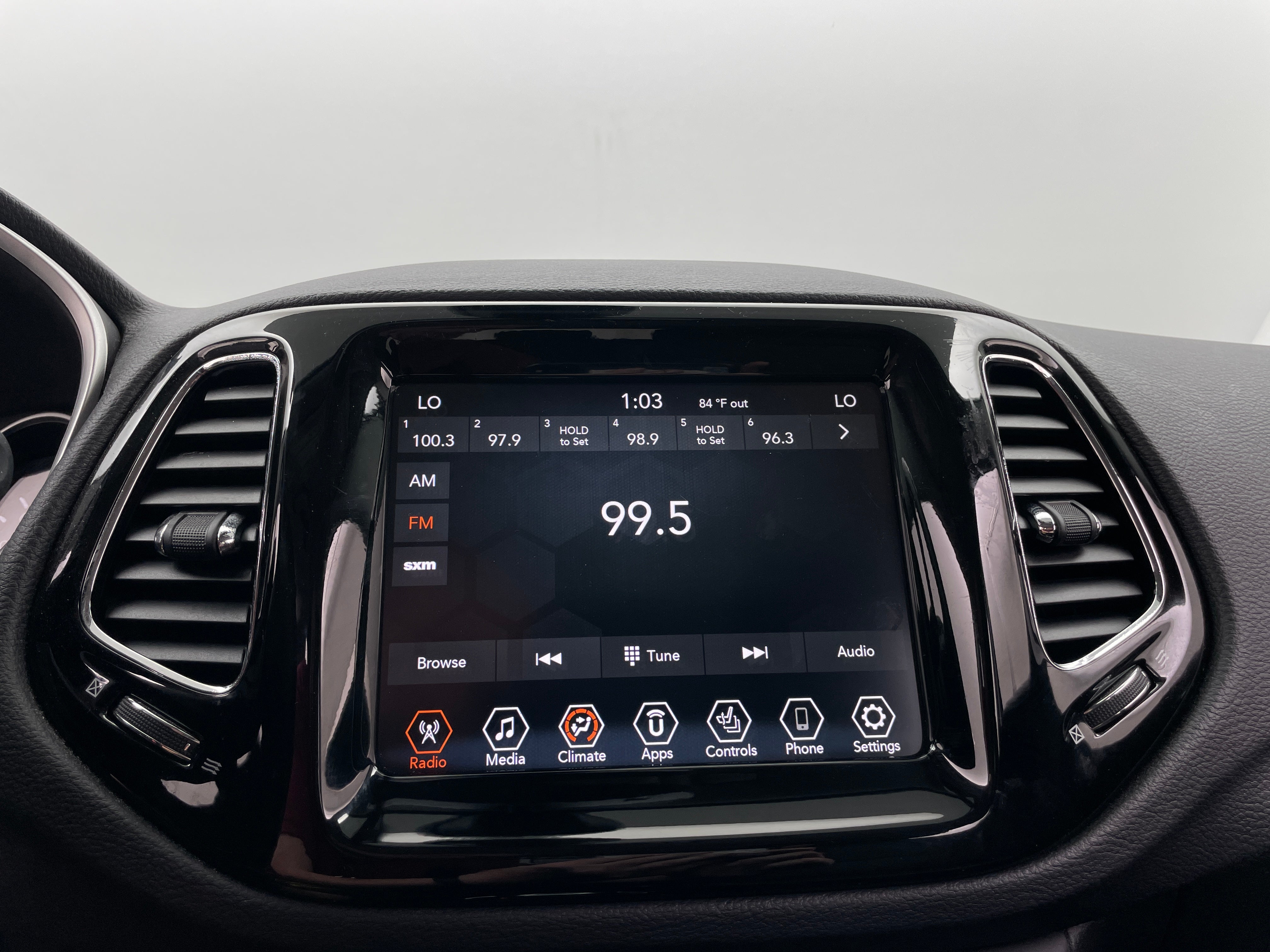 2020 Jeep Compass Limited 3