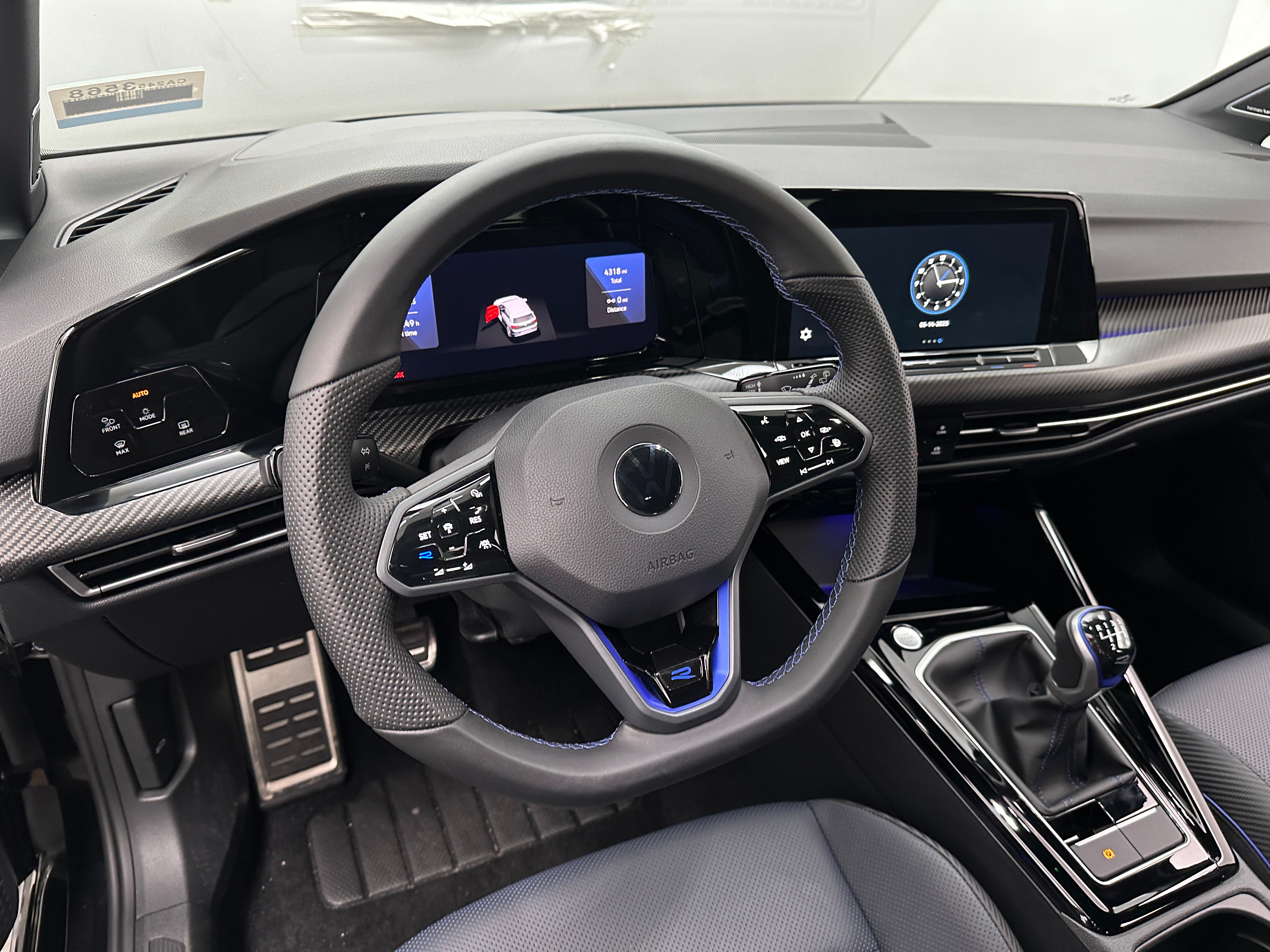 2023 Volkswagen Golf R 20th Anniversary Edition 4