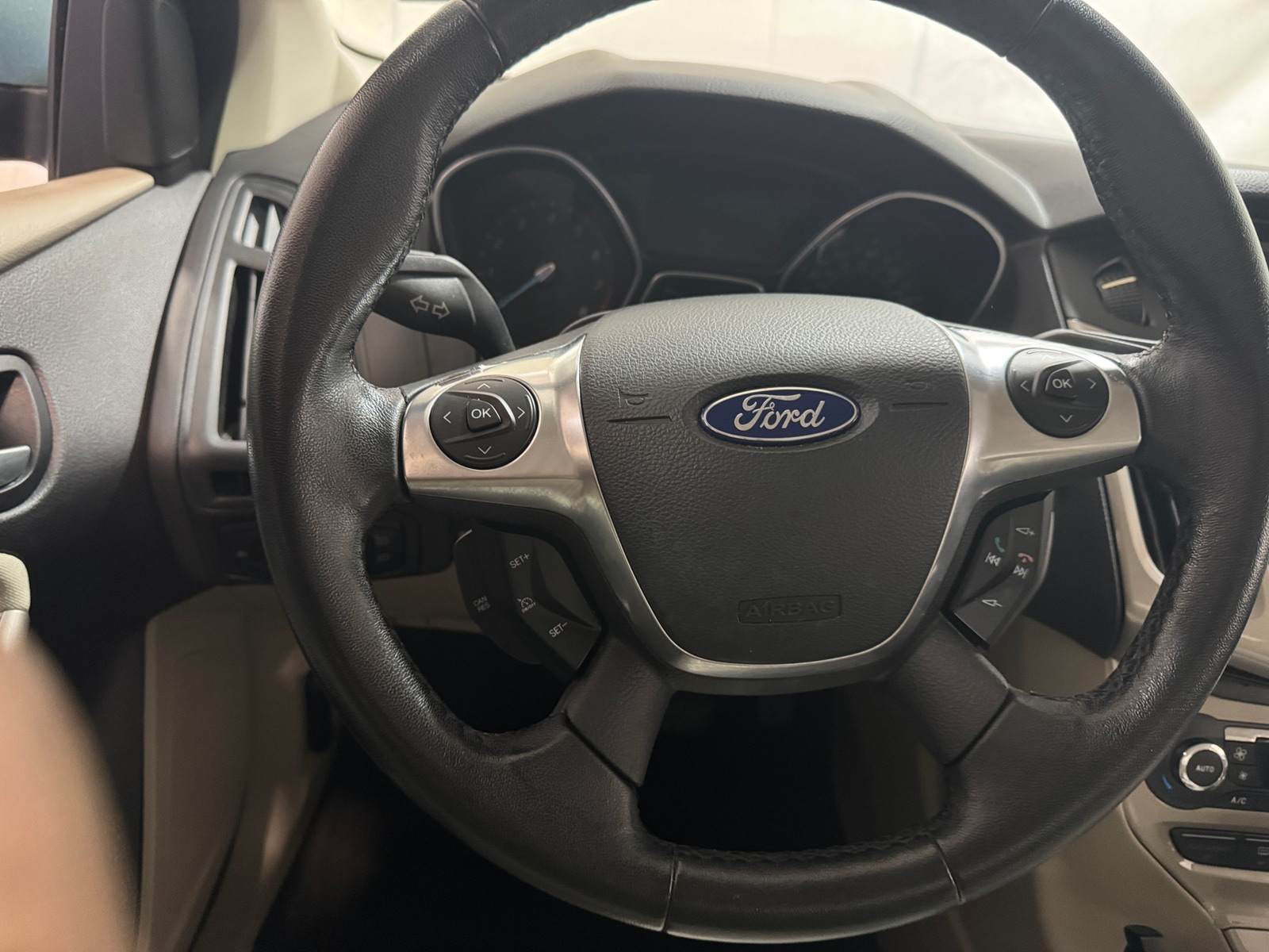 Thumbnail: 2012 Ford Focus - 5