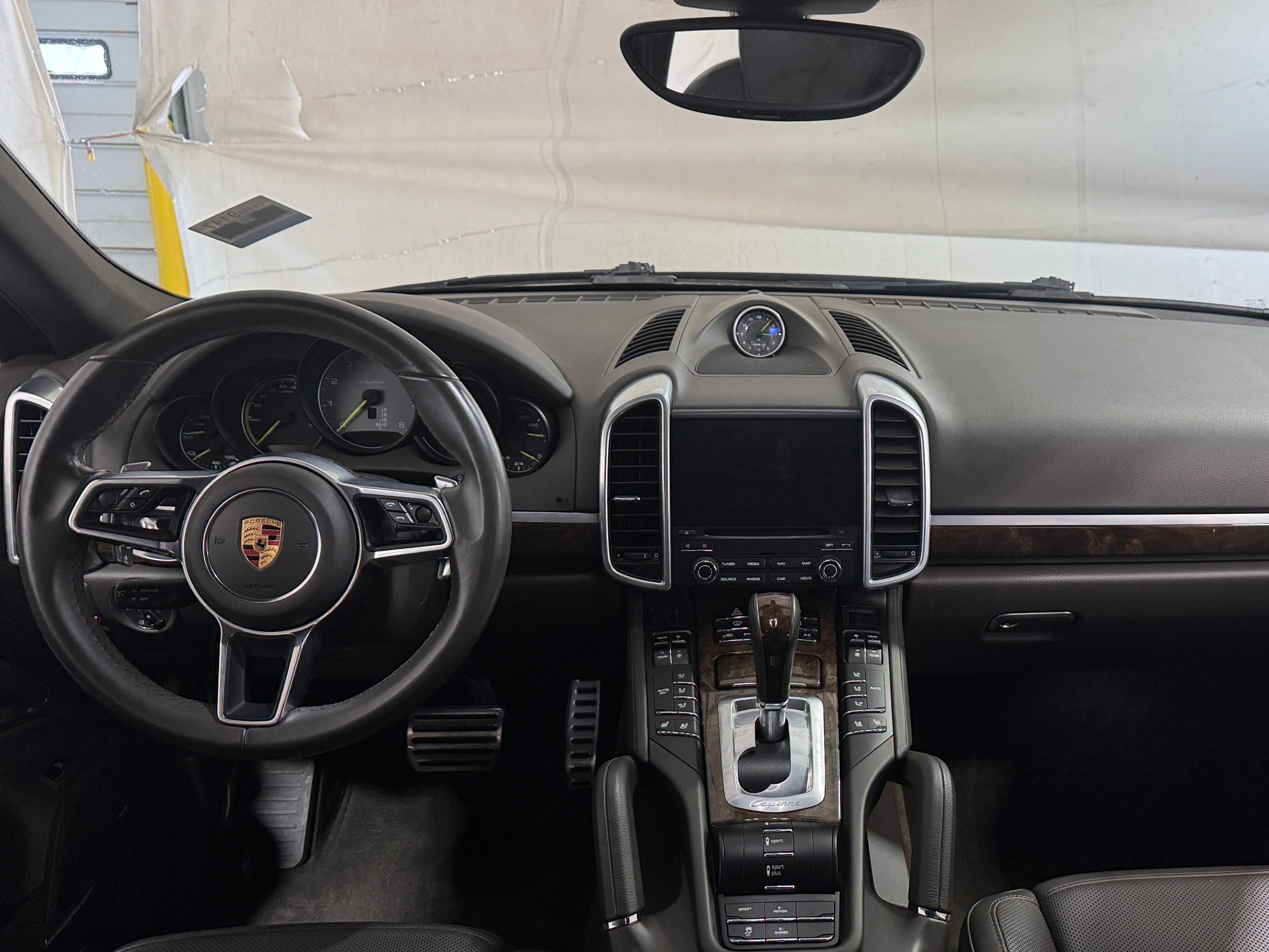 2018 Porsche Cayenne S E-Hybrid 2