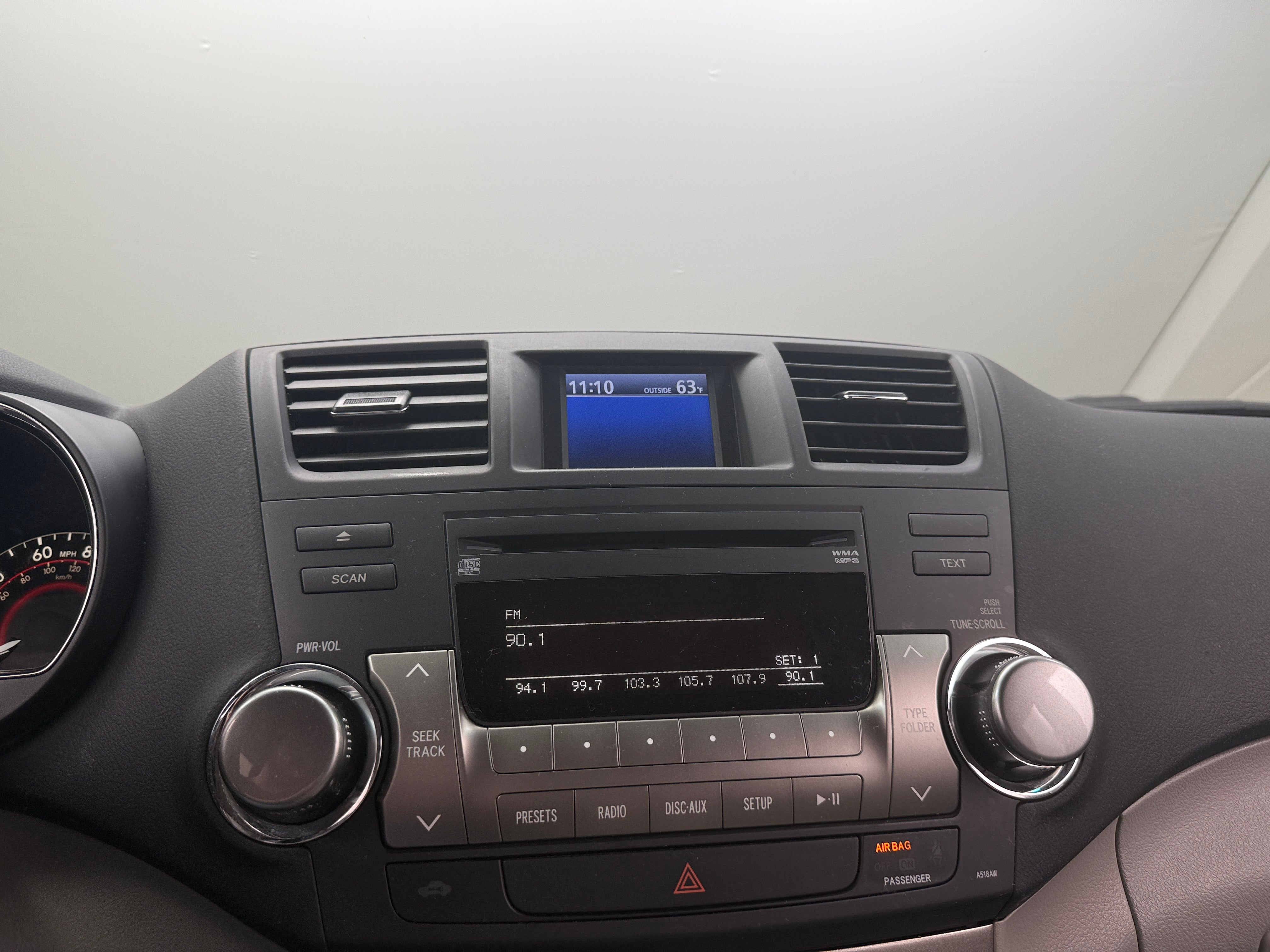2012 Toyota Highlander Base 4