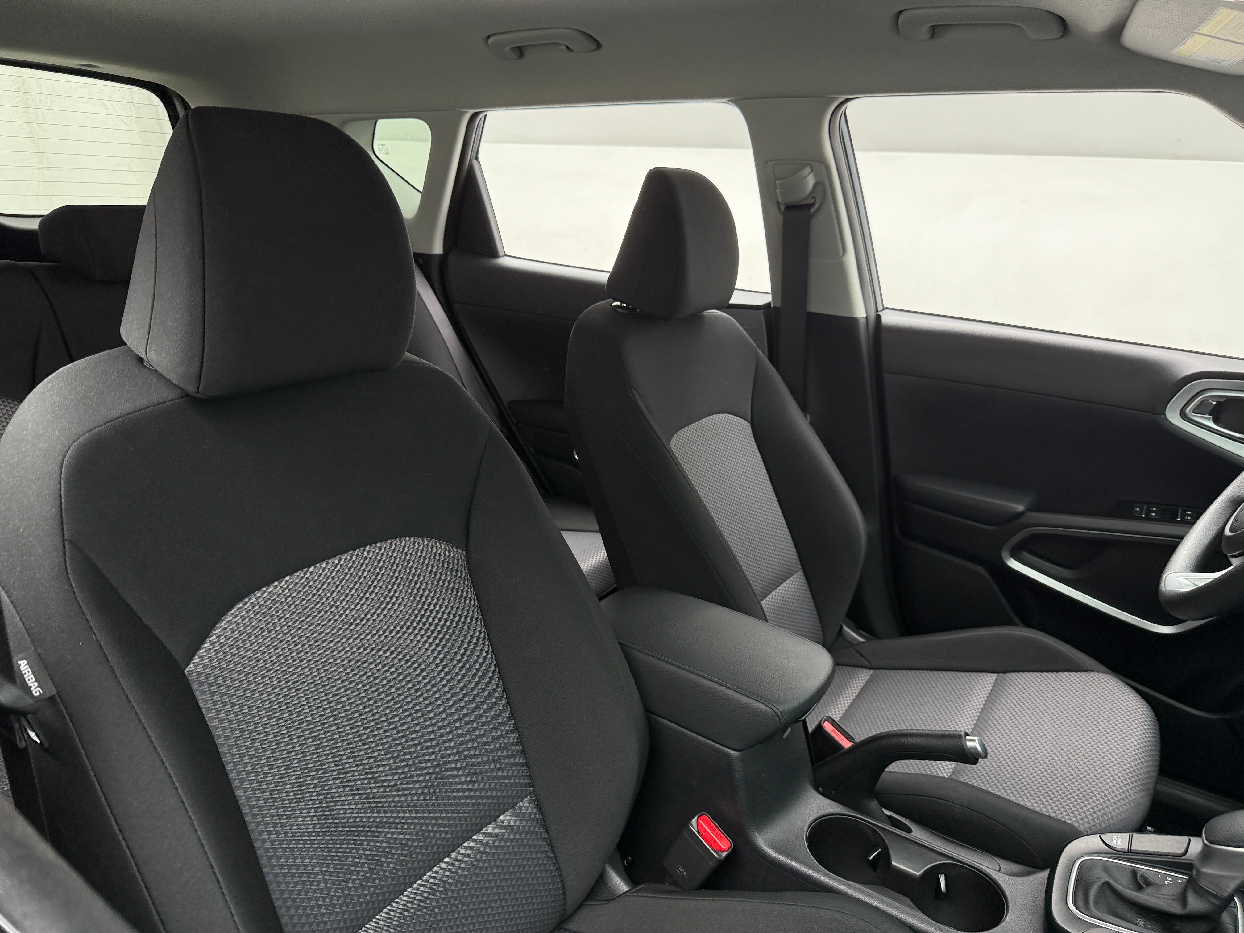 2024 Kia Soul LX 2