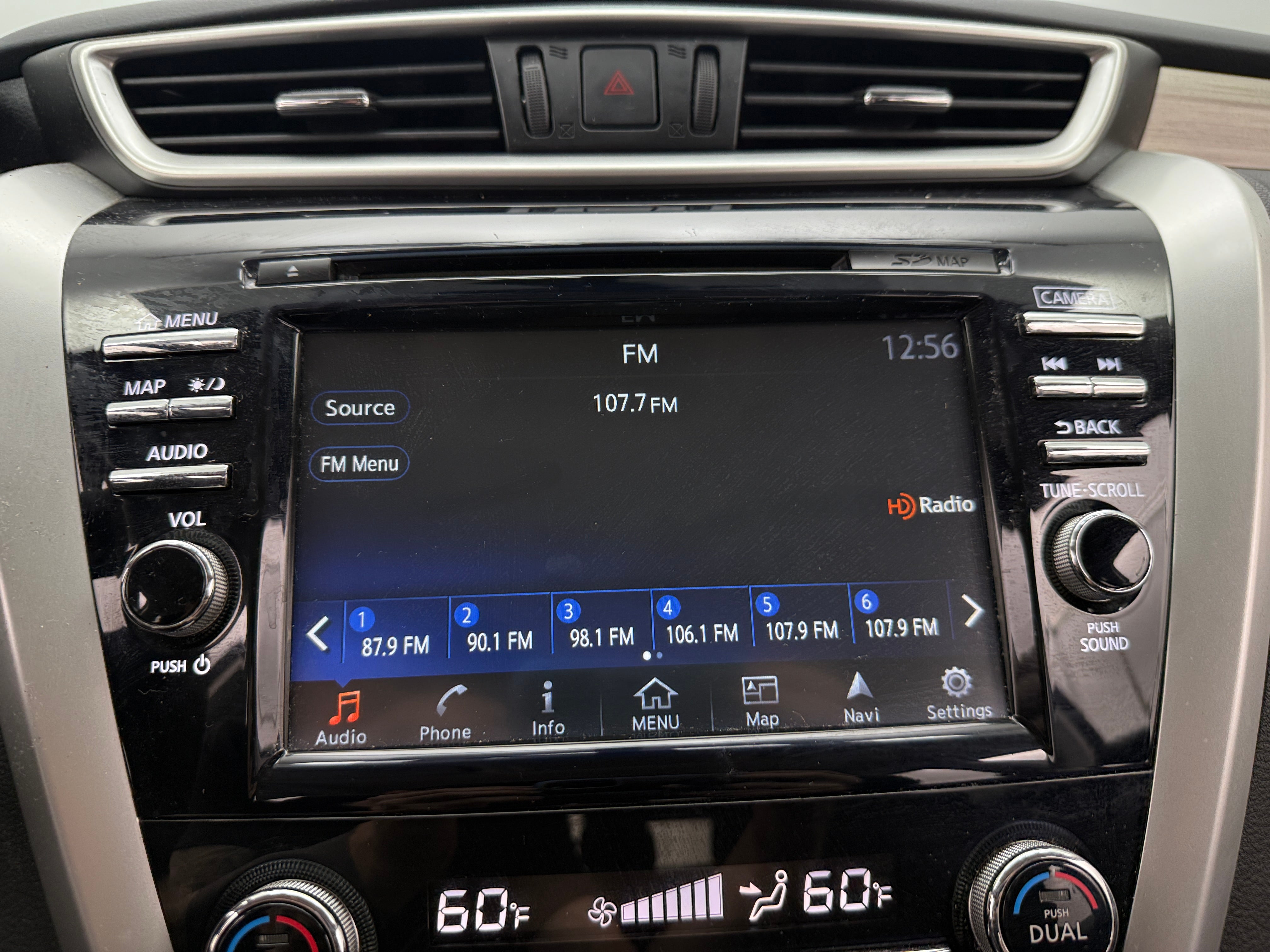 2017 Nissan Murano SV 4