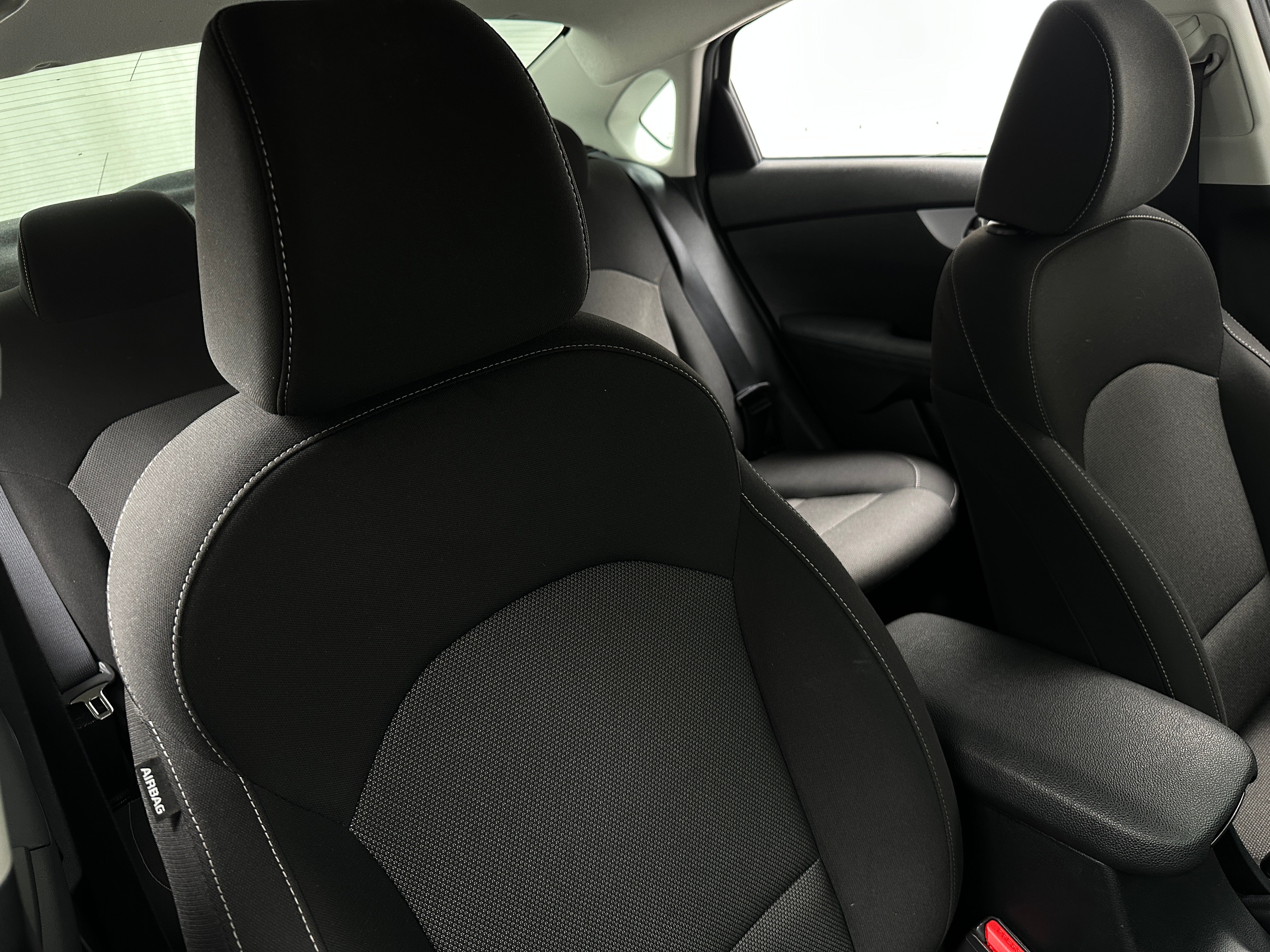 2024 Kia Forte LXS 2