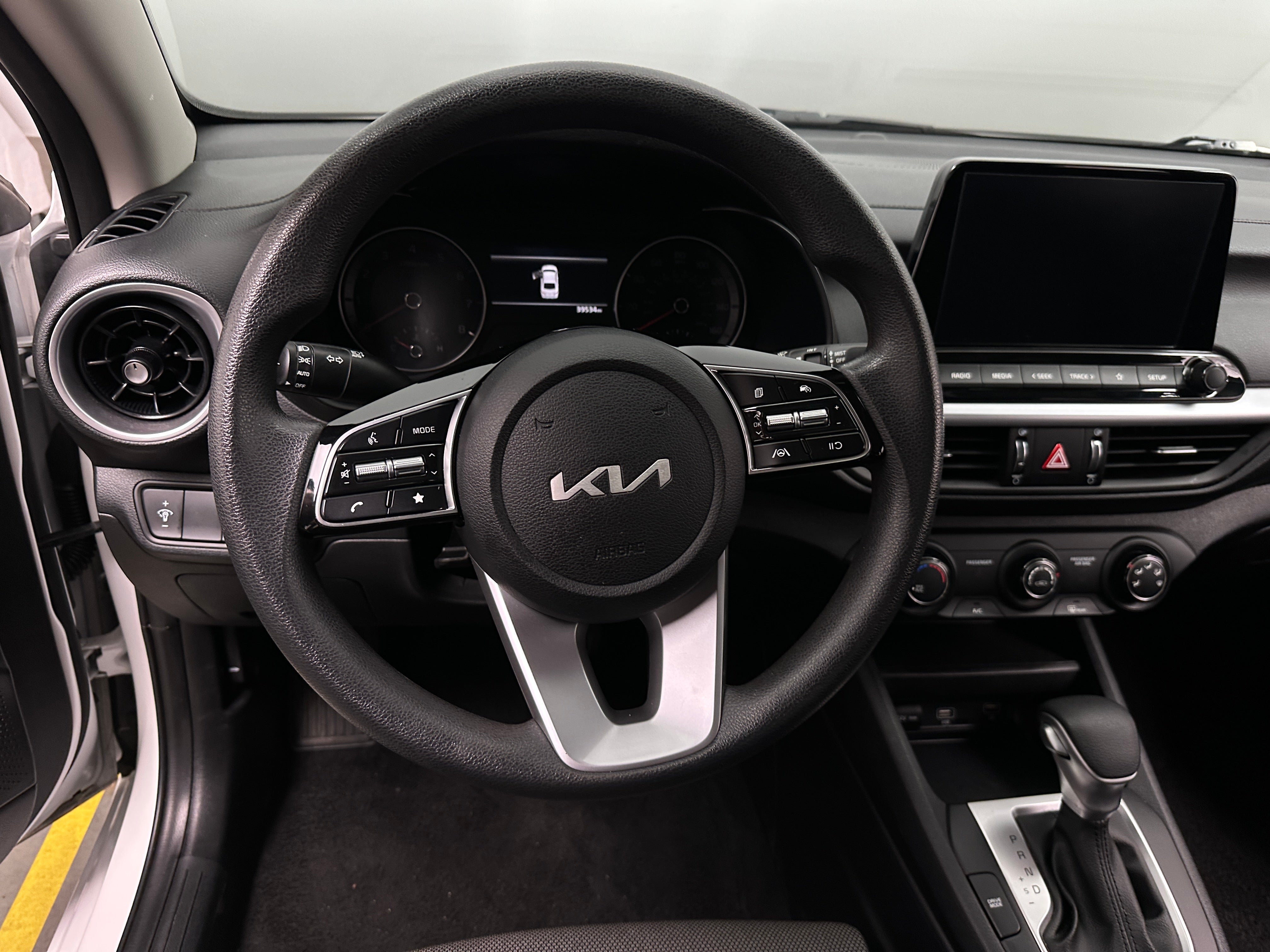 2024 Kia Forte LXS 5