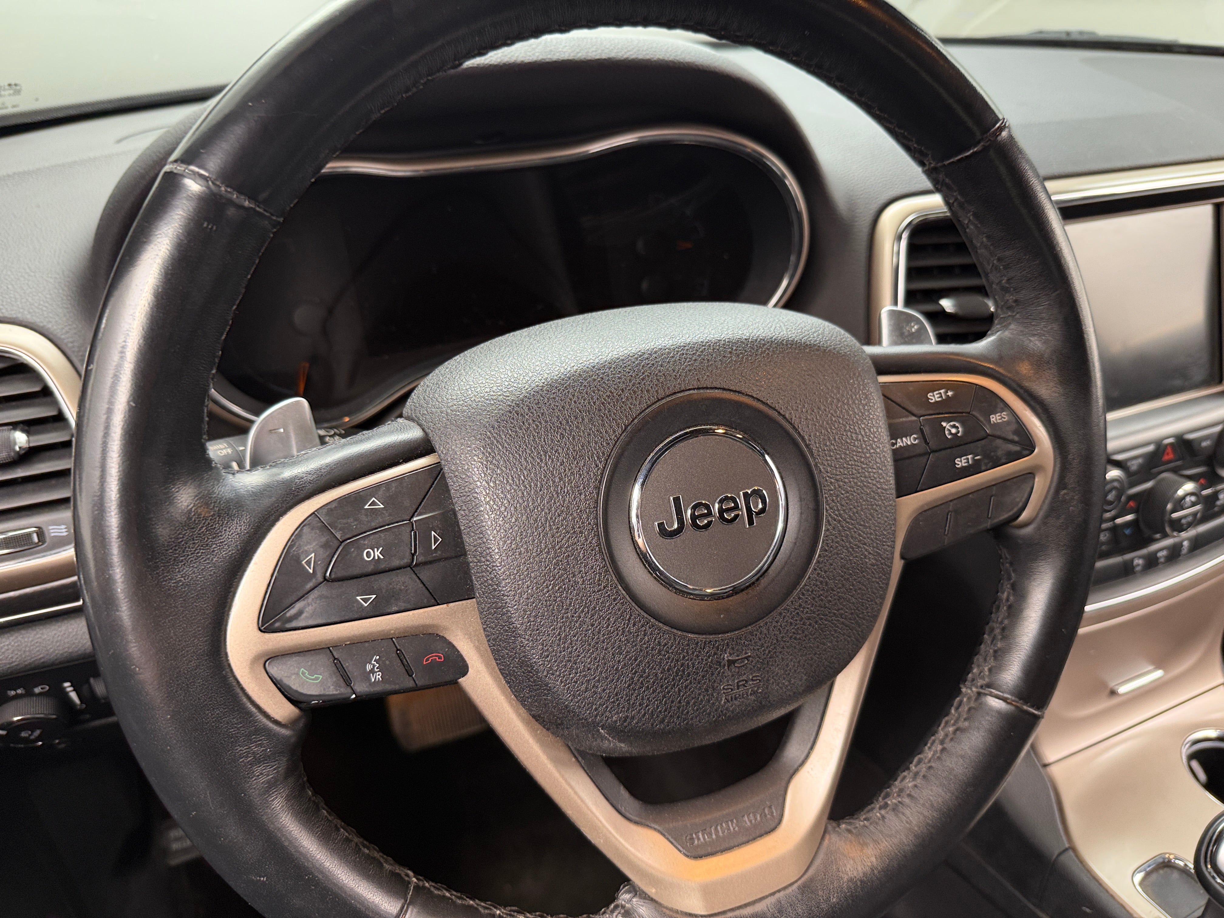 2015 Jeep Grand Cherokee Limited Edition 4