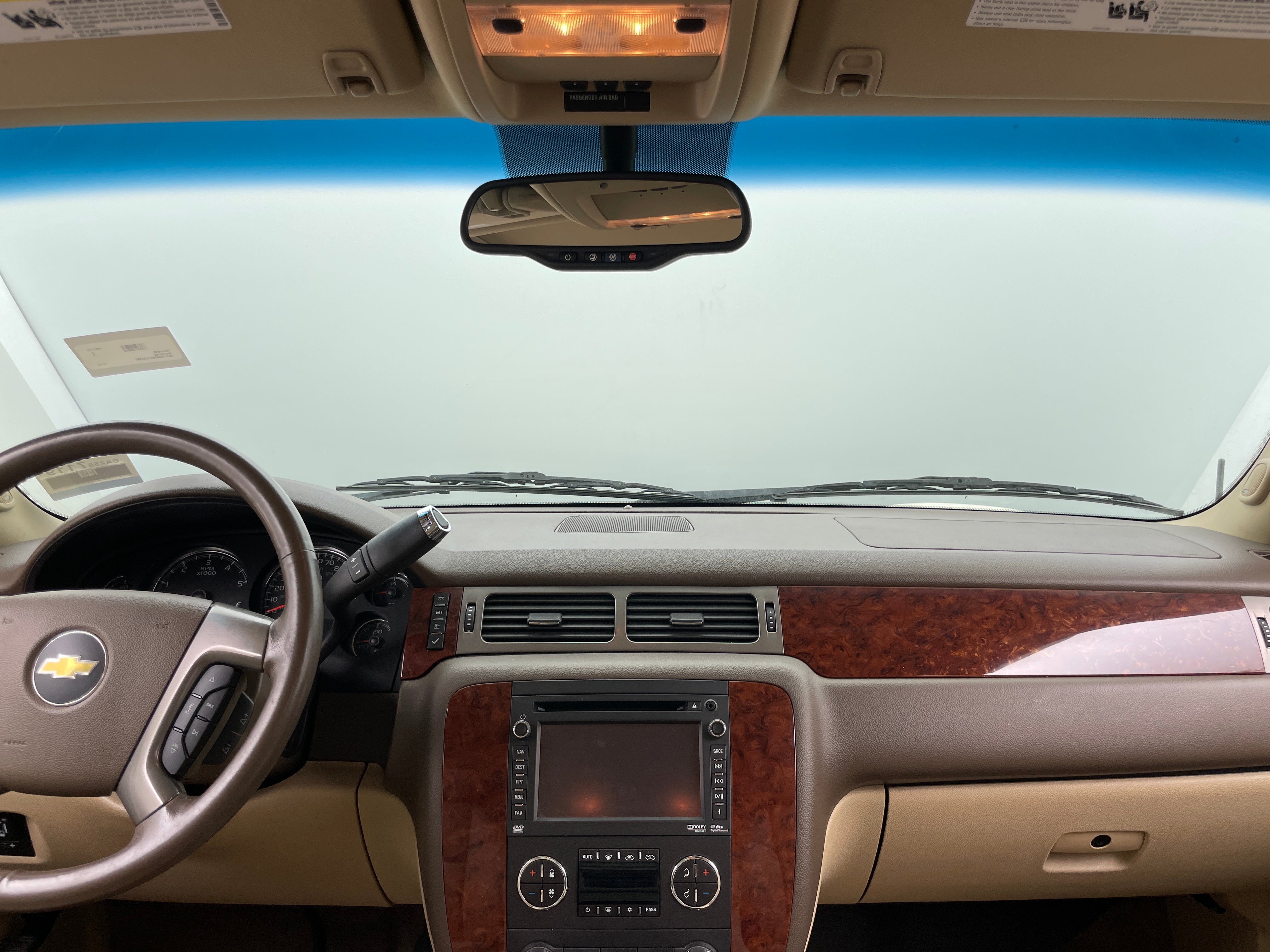 2013 Chevrolet Avalanche 1500 LTZ 2