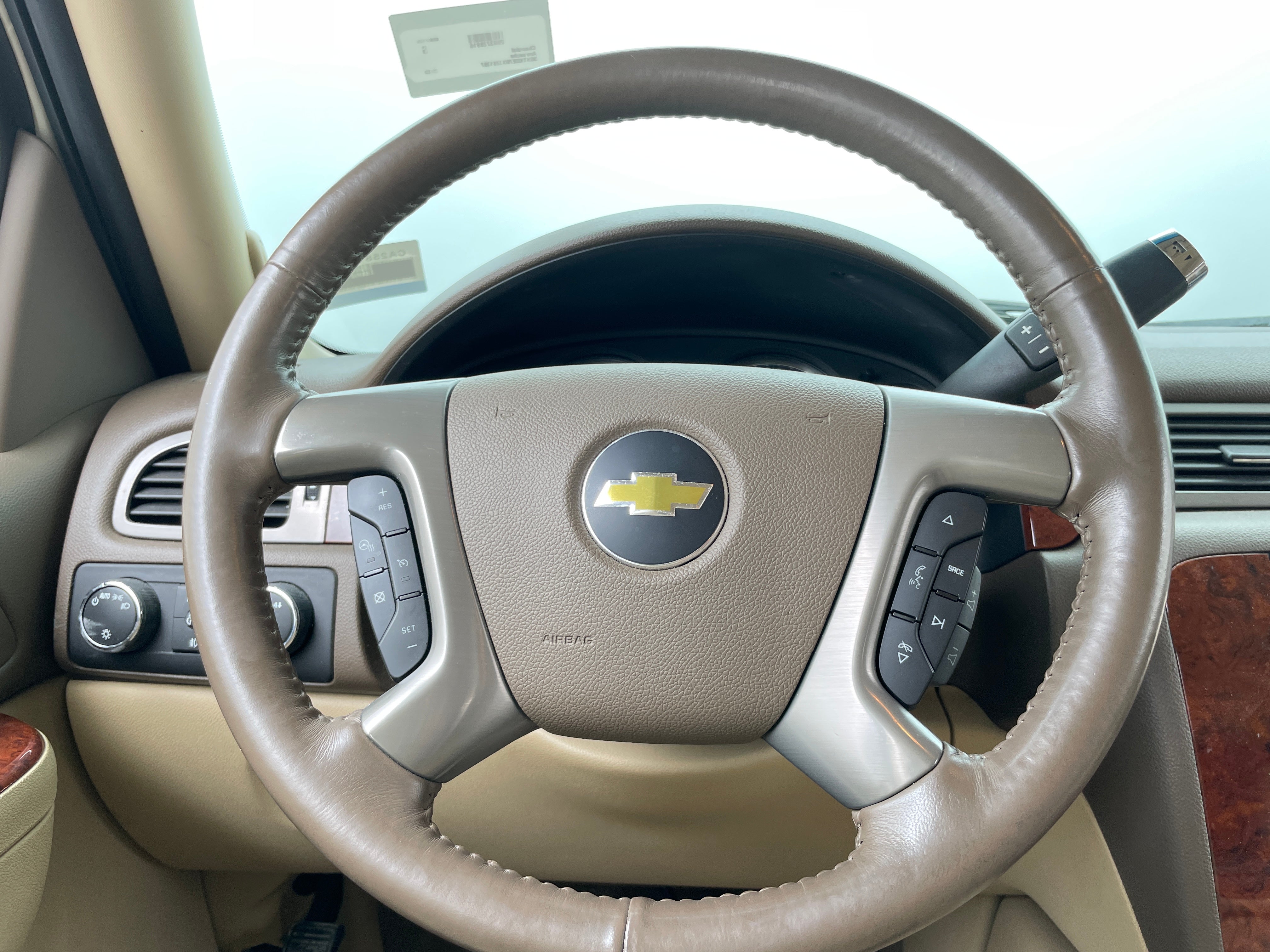 2013 Chevrolet Avalanche 1500 LTZ 4