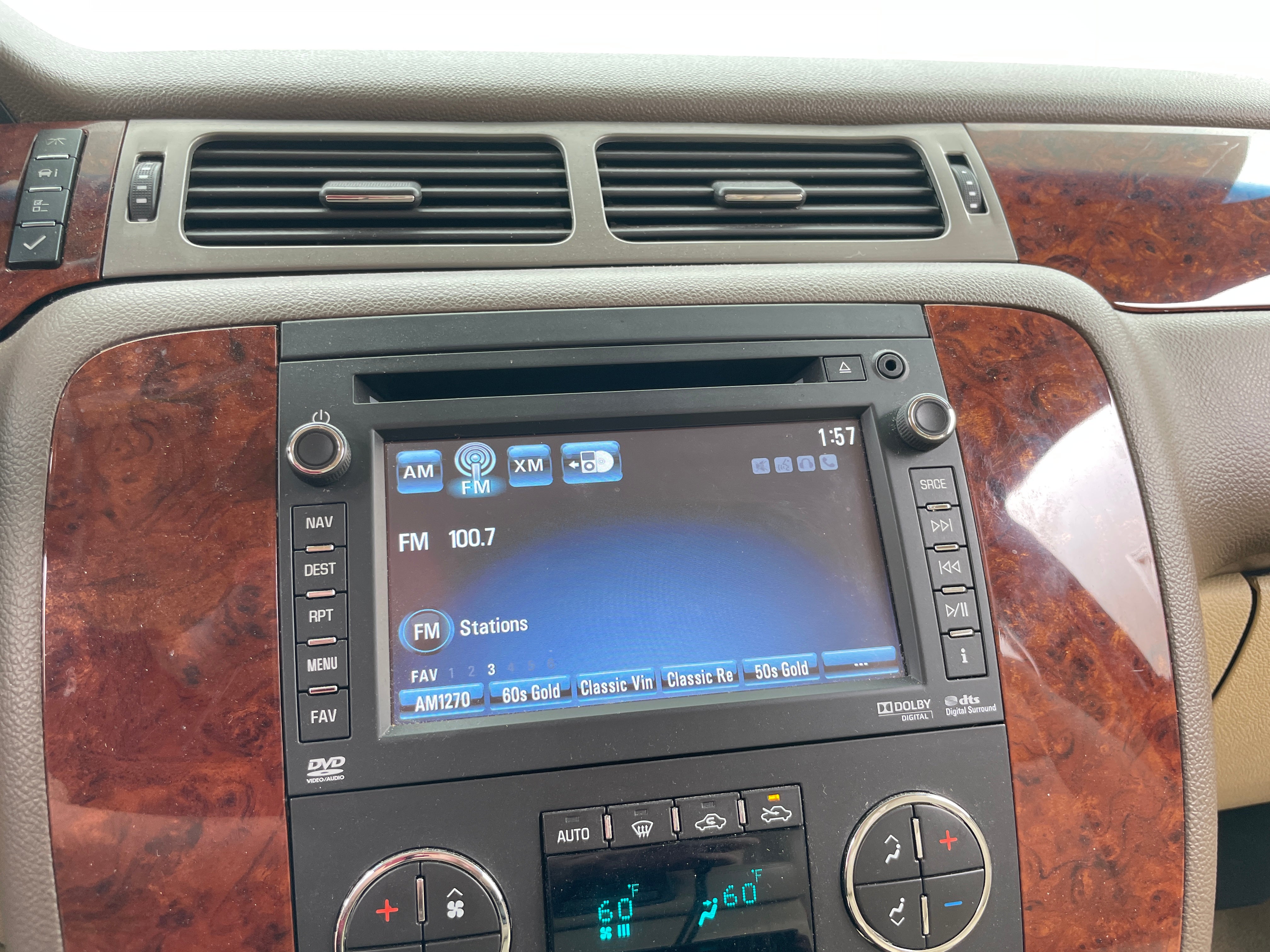 2013 Chevrolet Avalanche 1500 LTZ 3