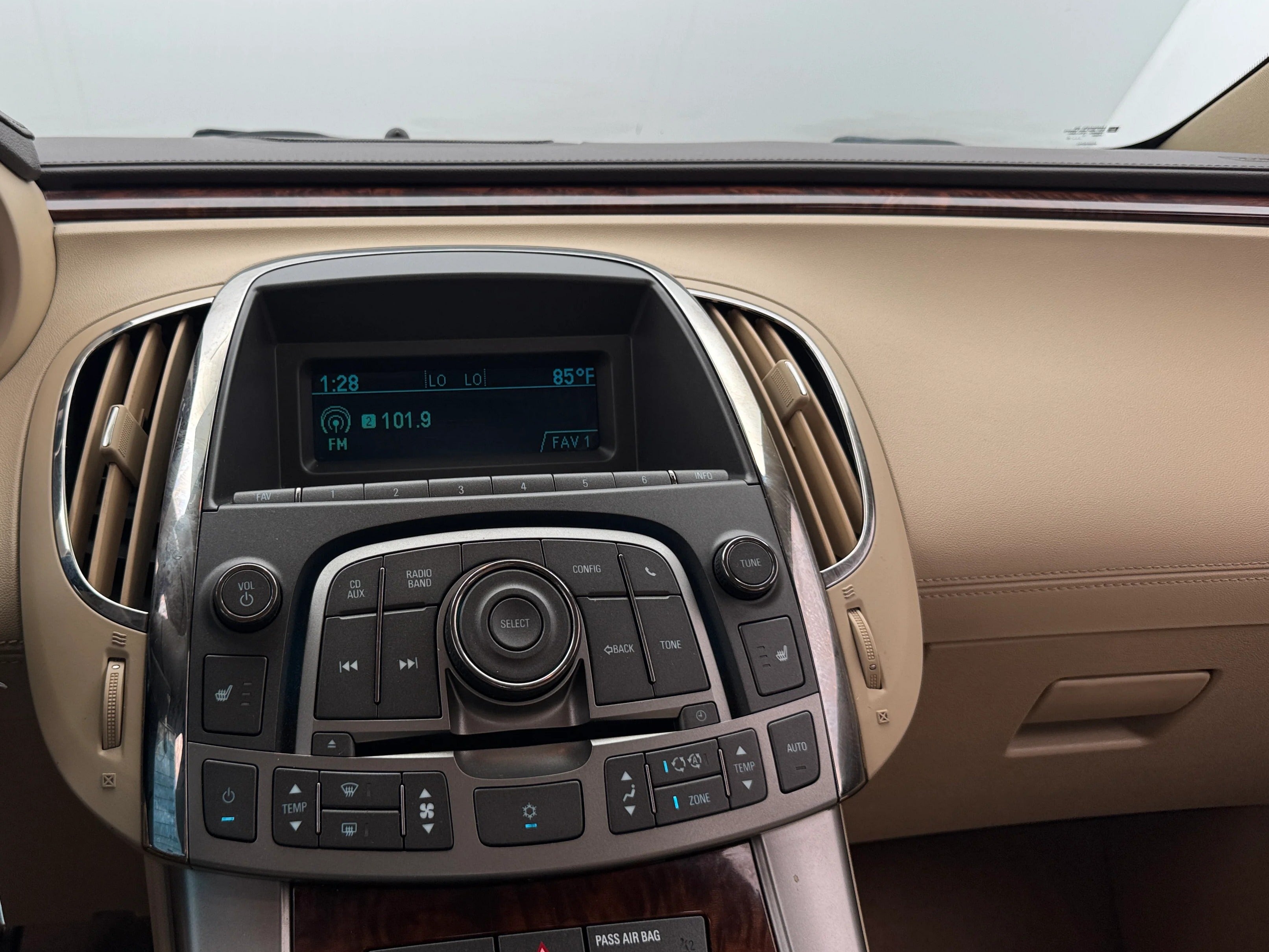 2010 Buick LaCrosse CXL 3