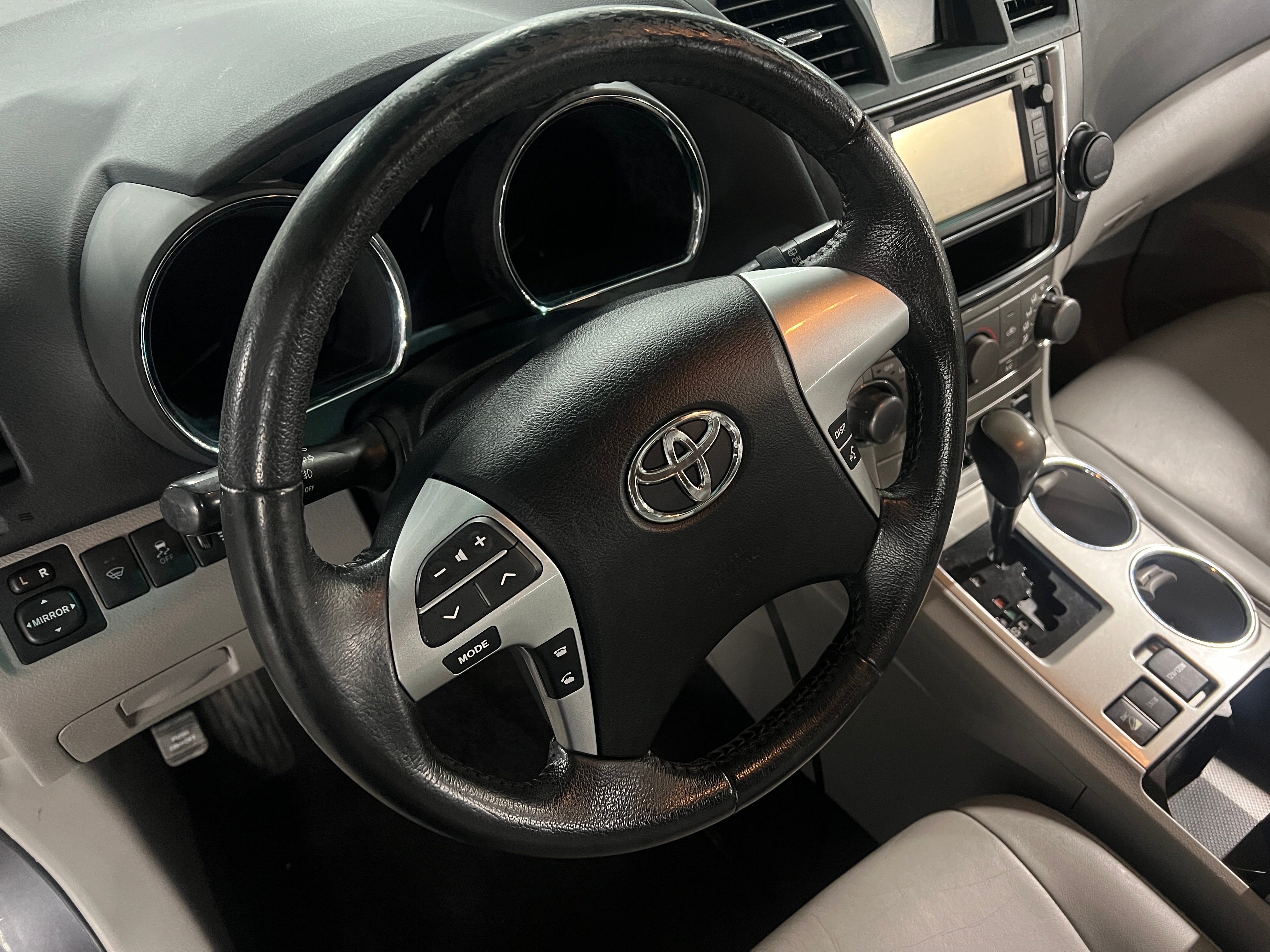 2013 Toyota Highlander SE 4