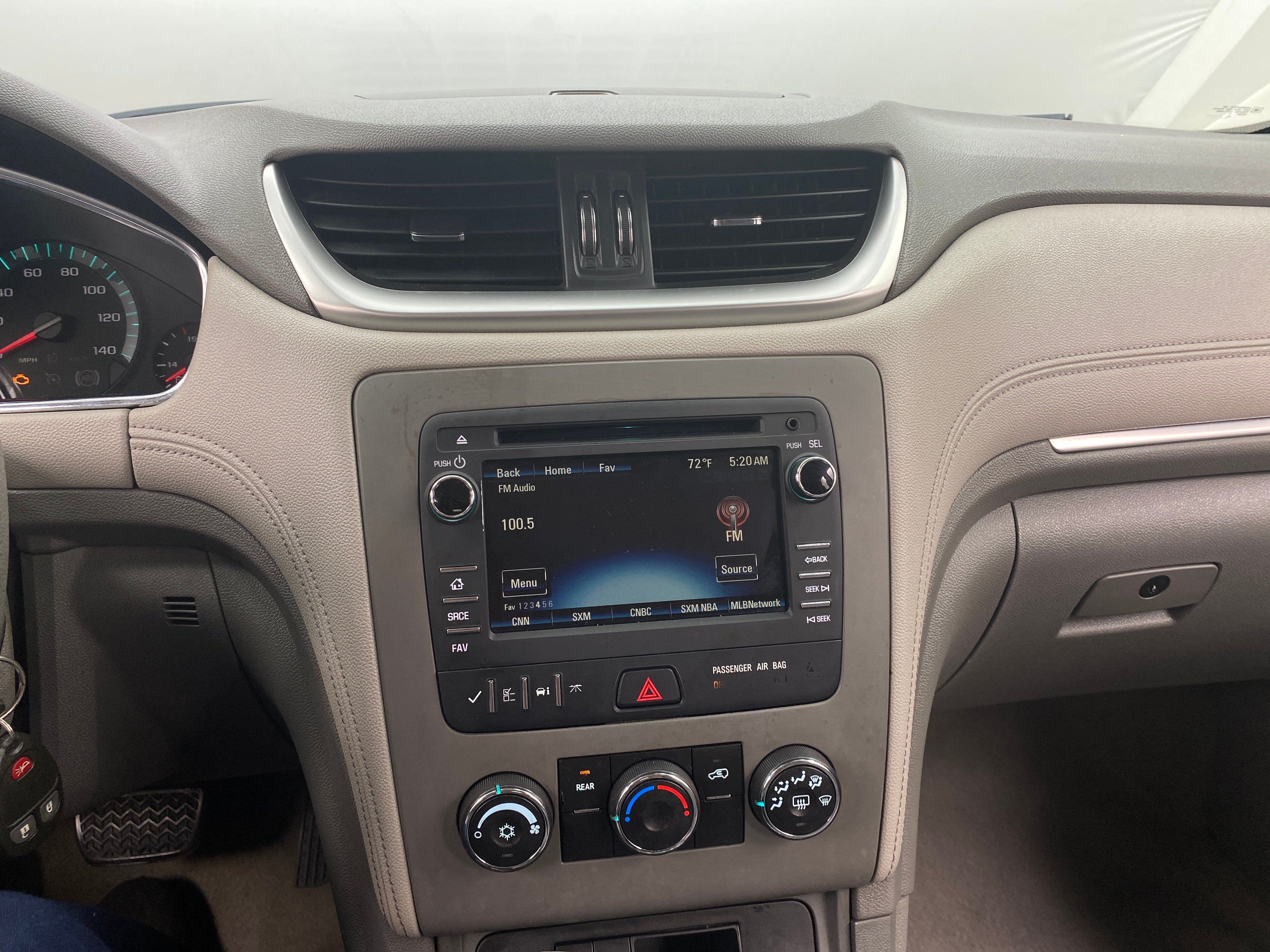 2017 Chevrolet Traverse LS 4