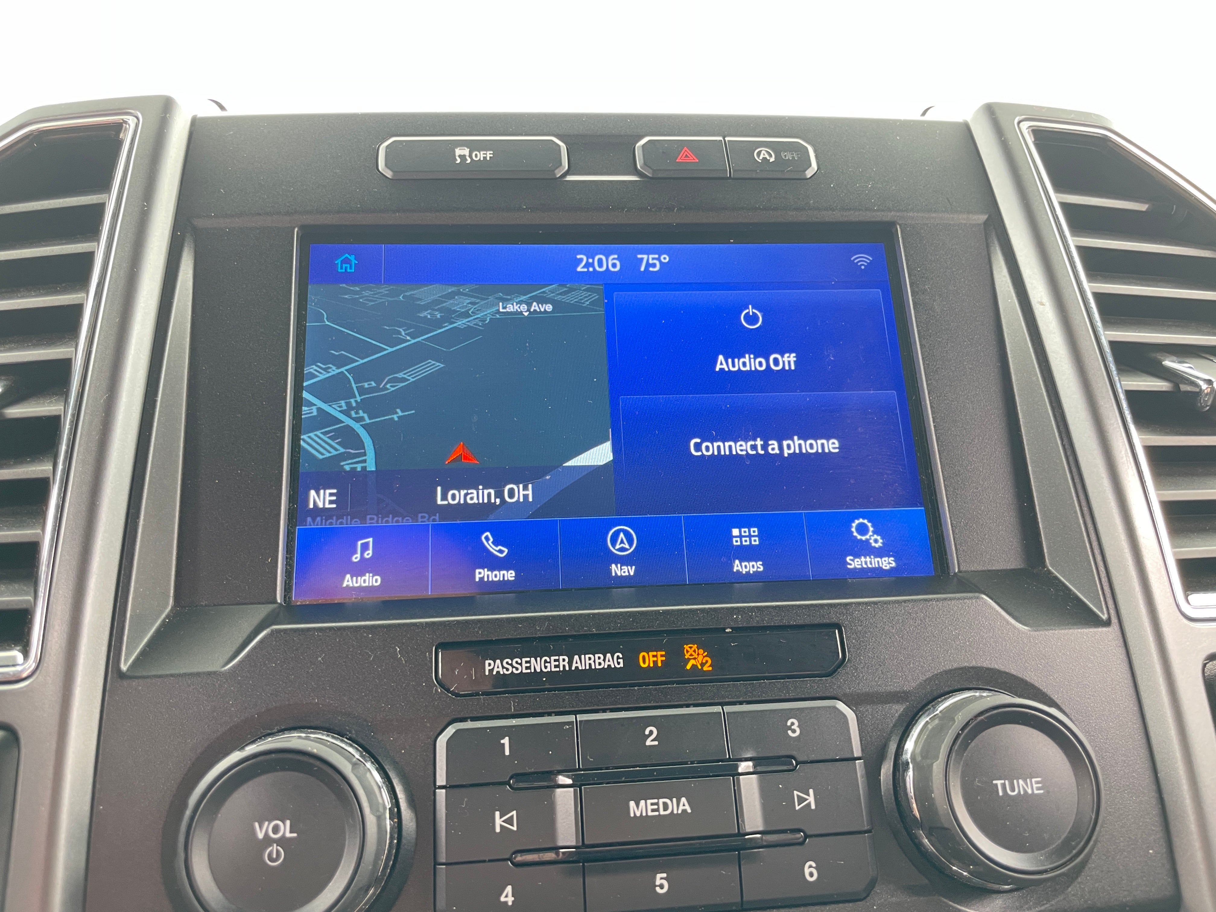 2019 Ford Econoline E-150 4