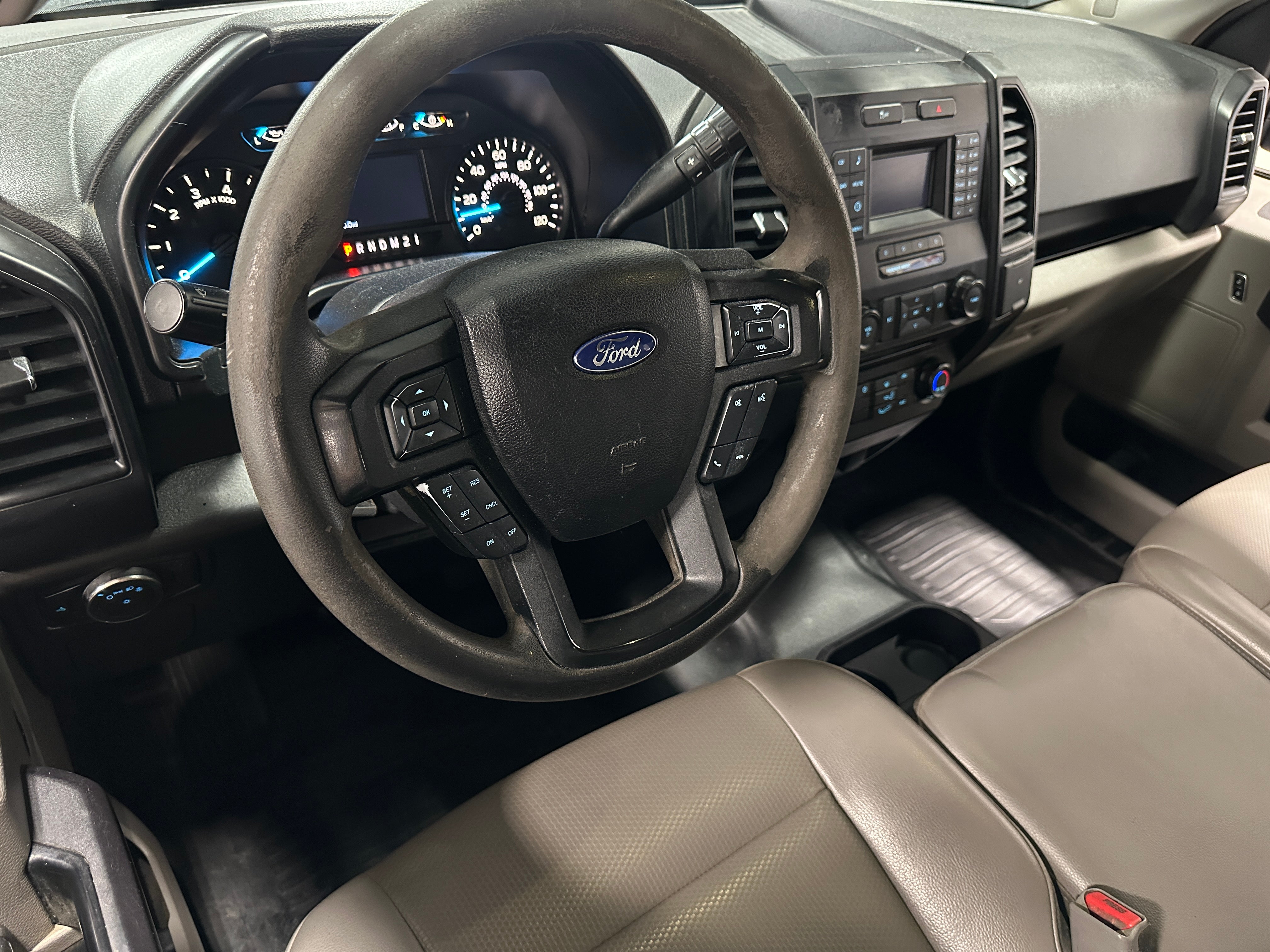 2015 Ford Econoline E-150 3