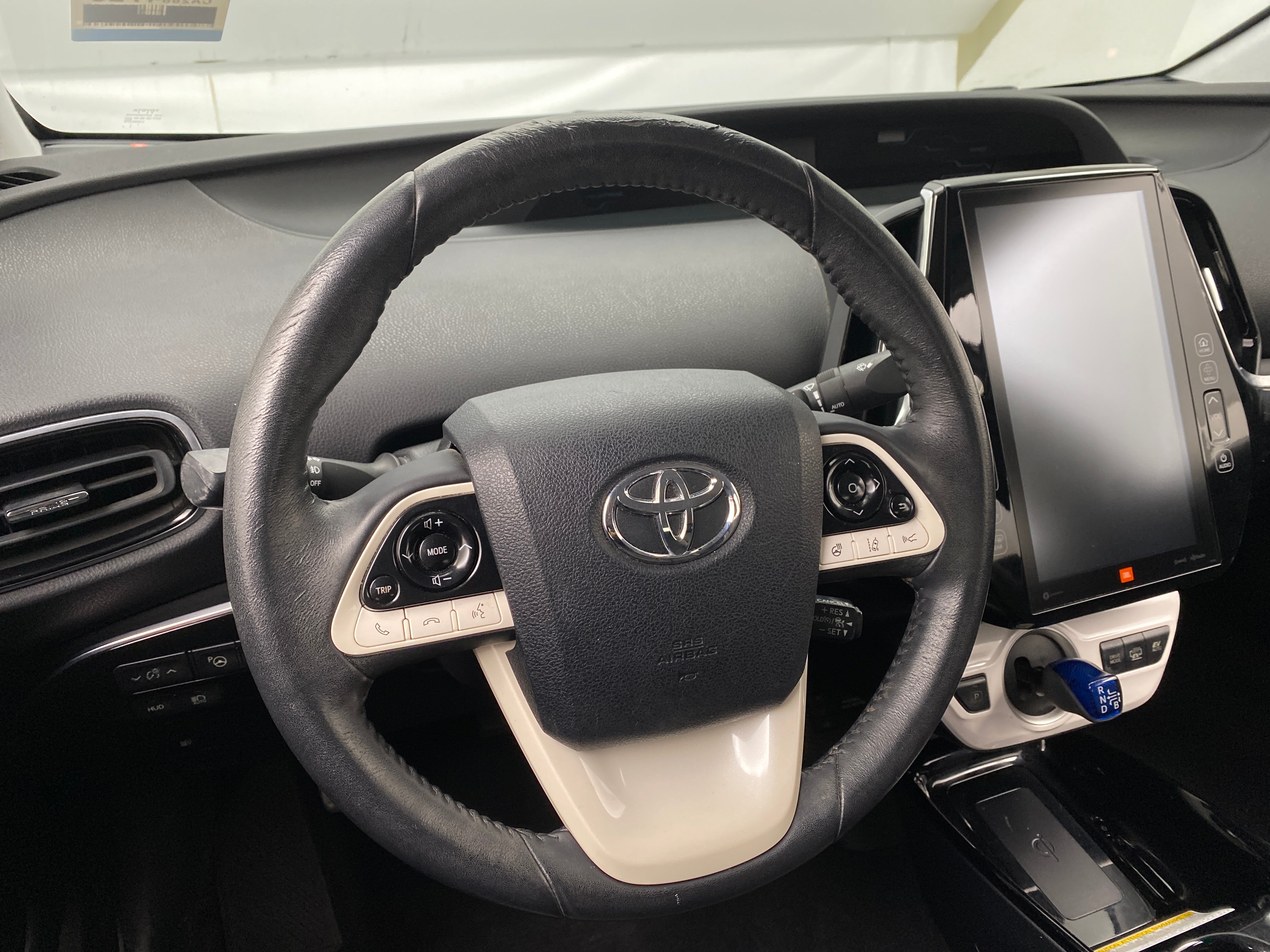 2017 Toyota Prius Prime Advanced 4