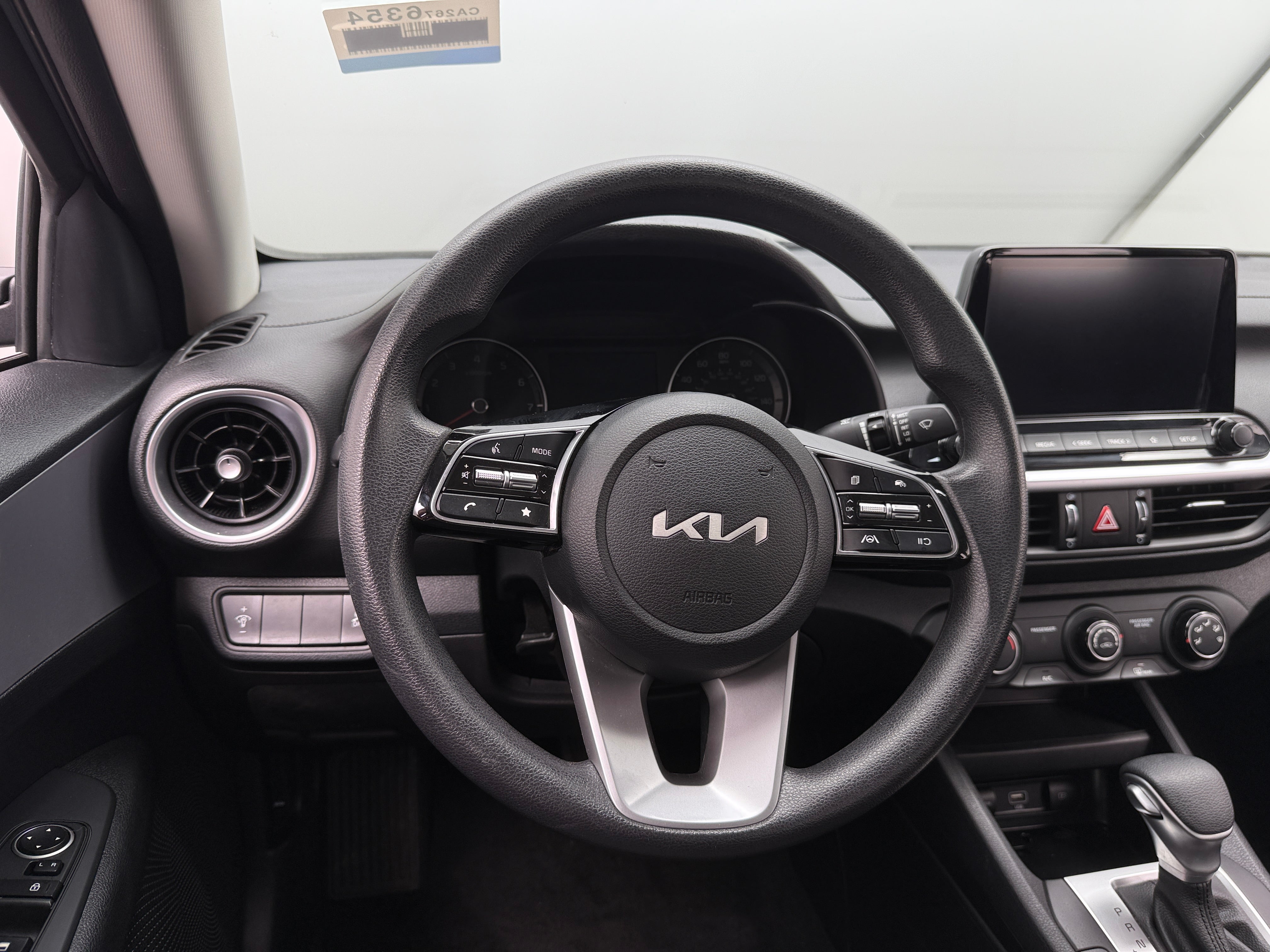 2024 Kia Forte LXS 5