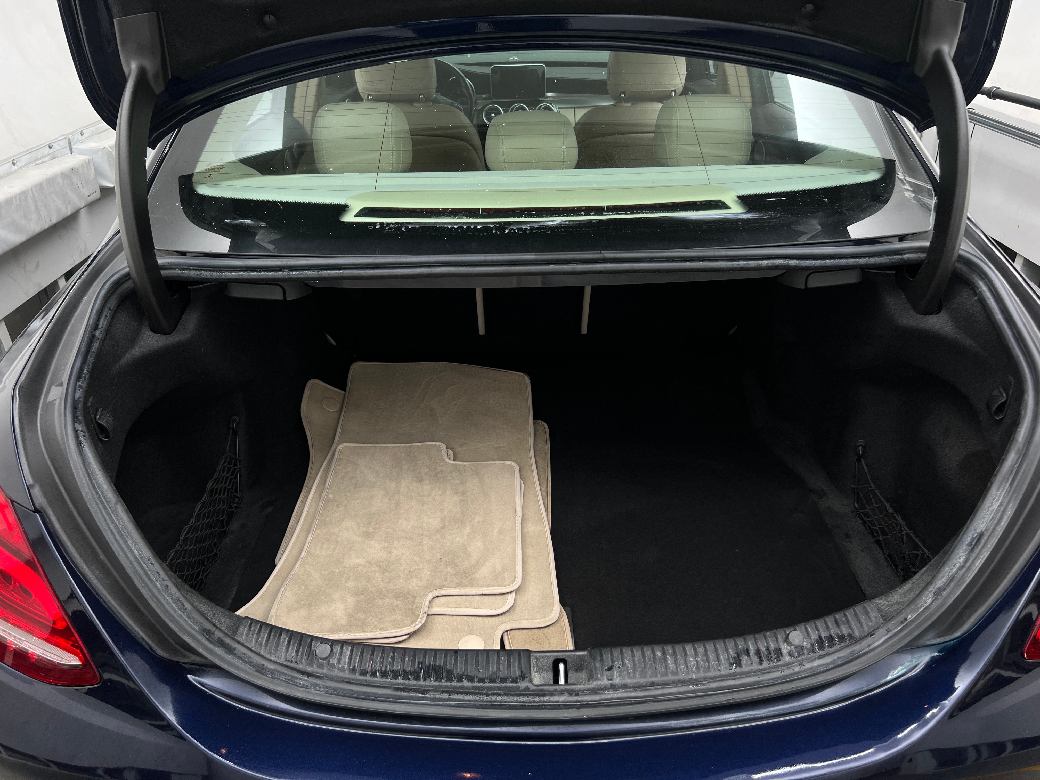 2015 Mercedes-Benz C-Class C 300 6