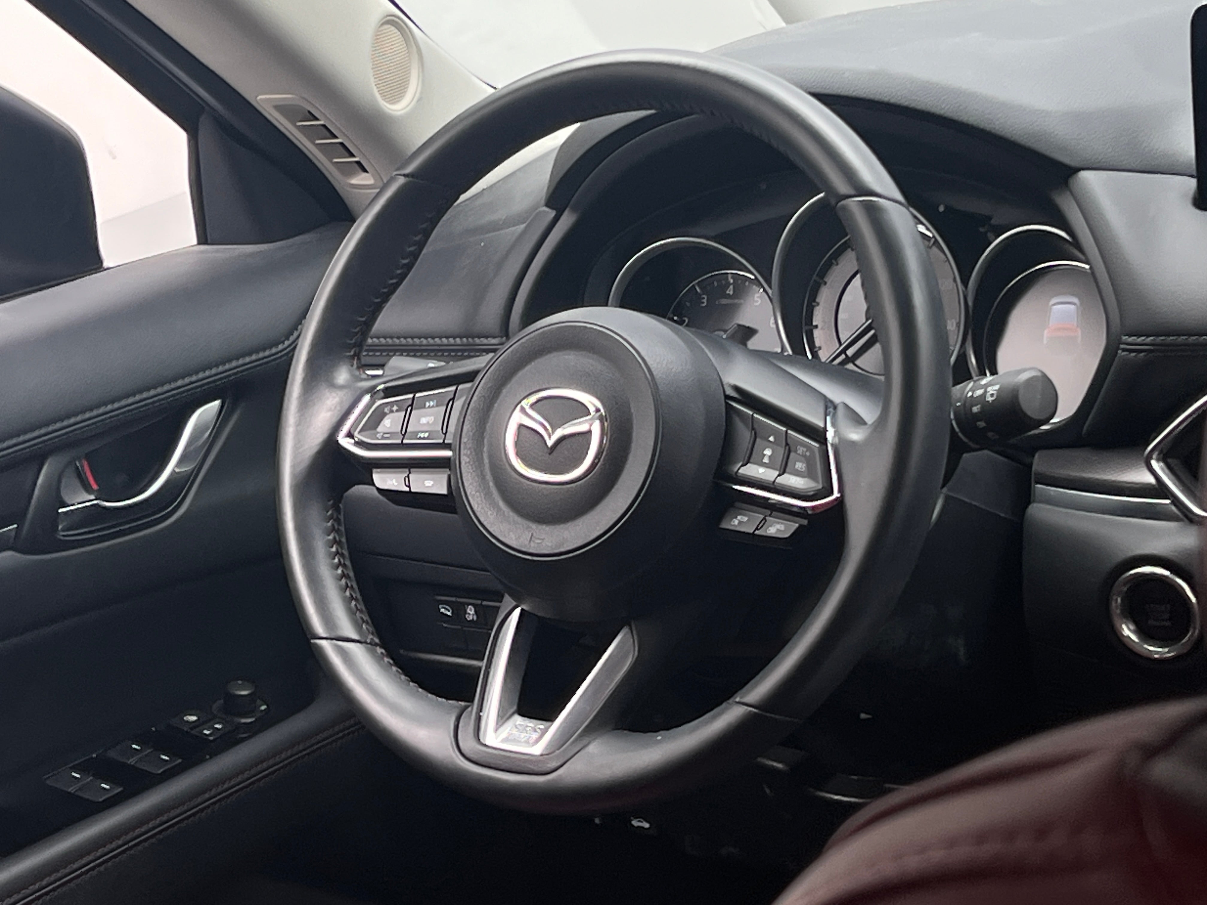 2023 Mazda CX-5 S Carbon Edition 4