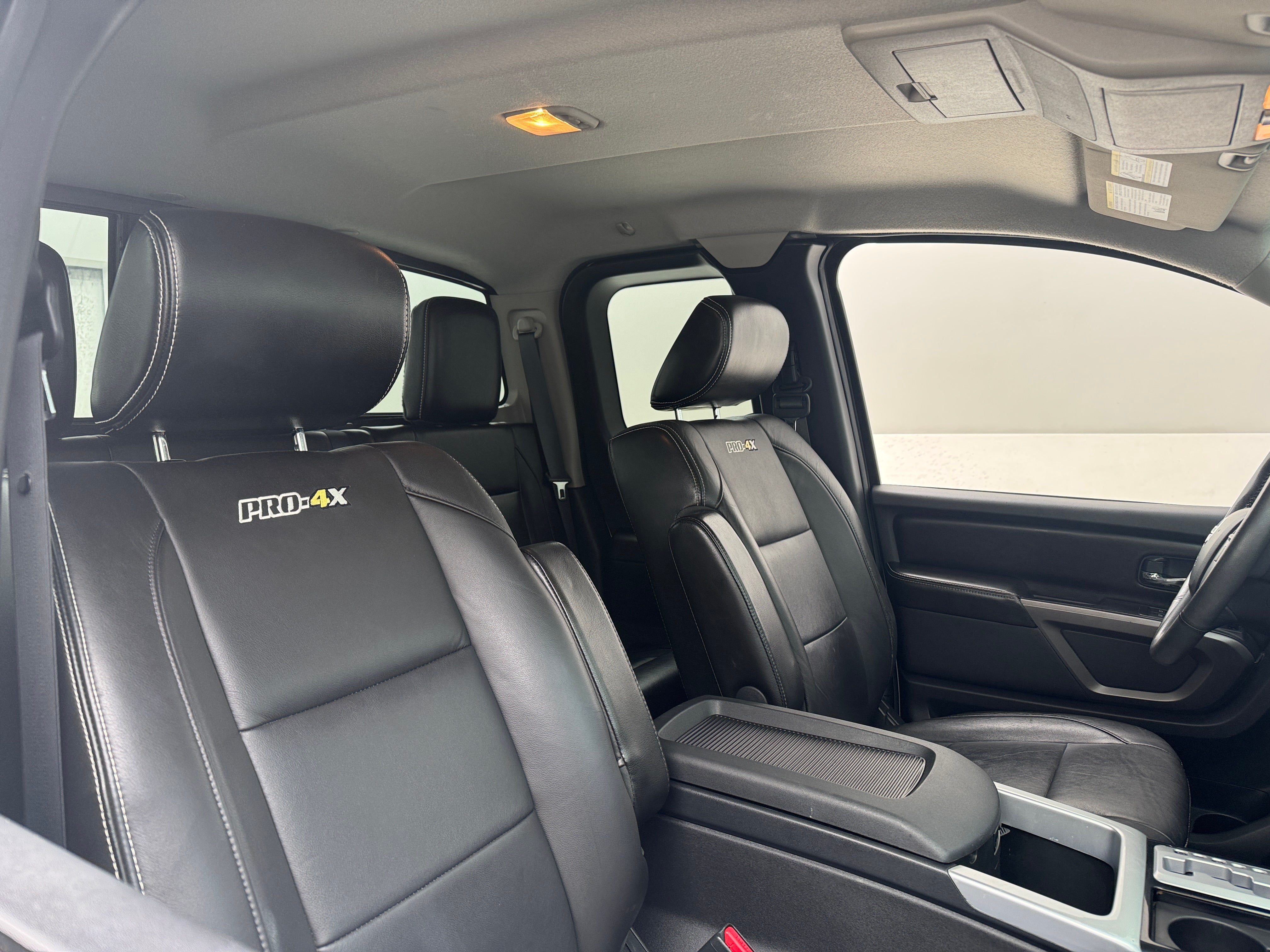 2015 Nissan Titan PRO-4X 2