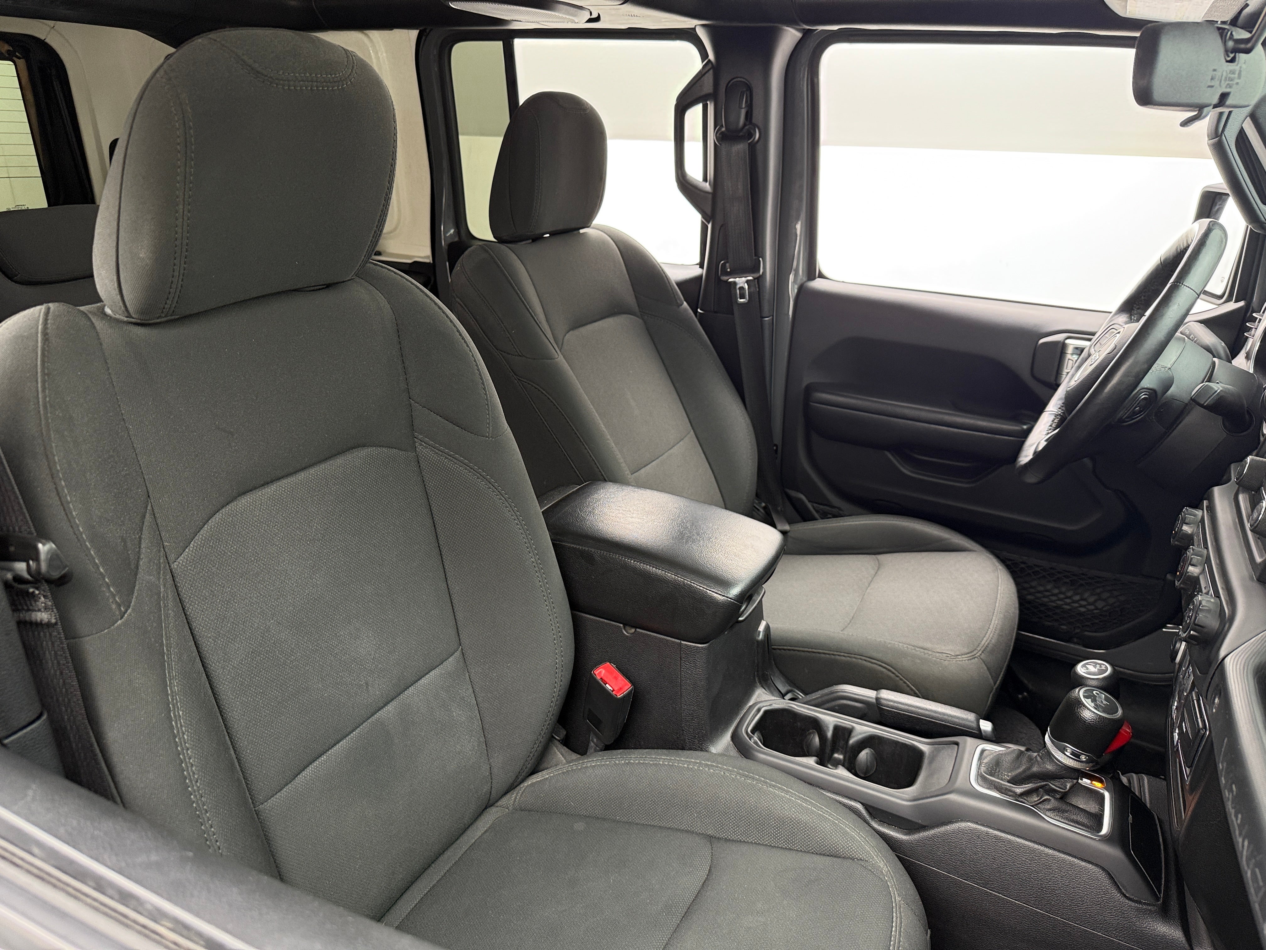 2018 Jeep Wrangler Unlimited Sport S 2