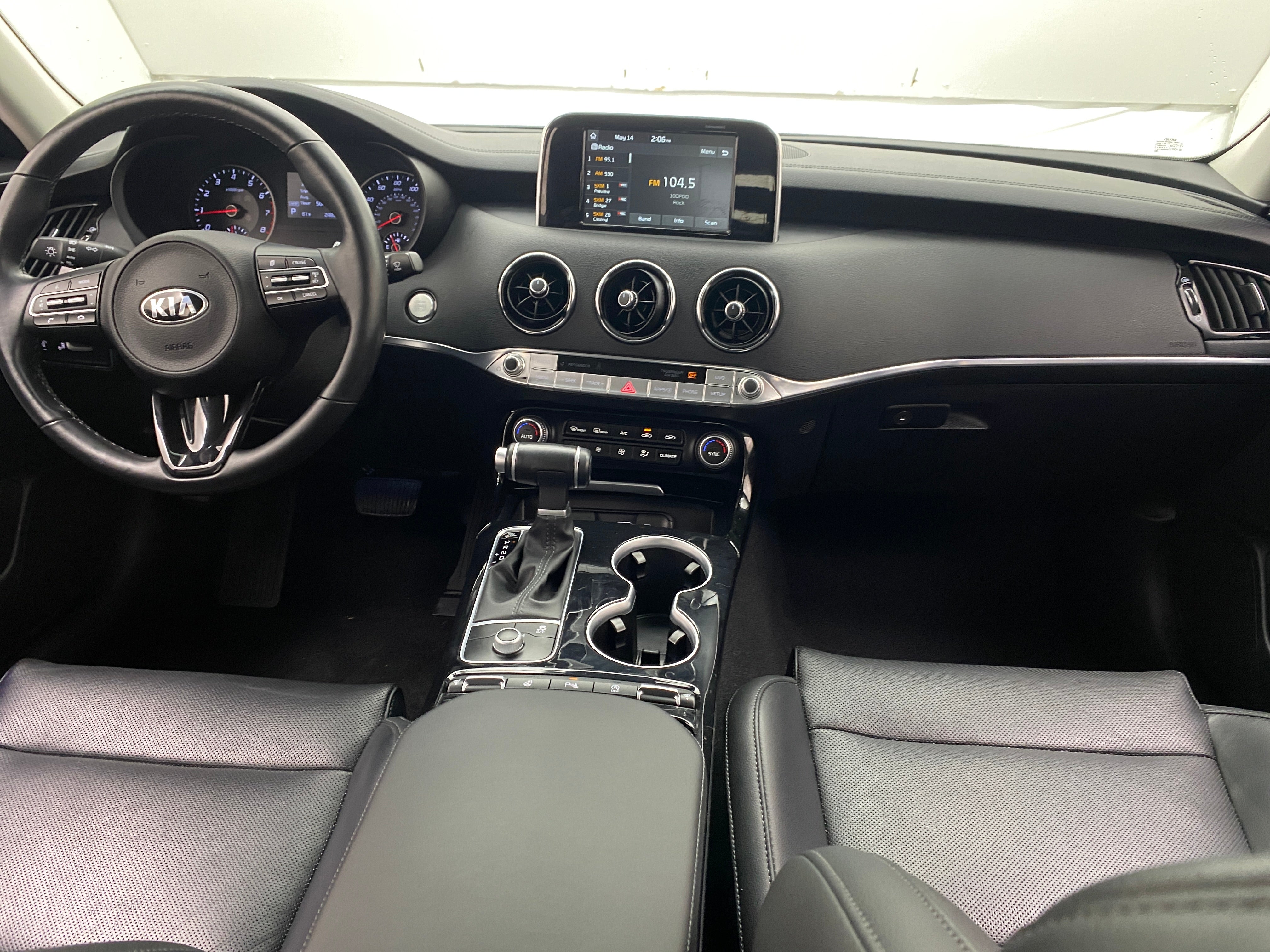 2019 Kia Stinger Base 2
