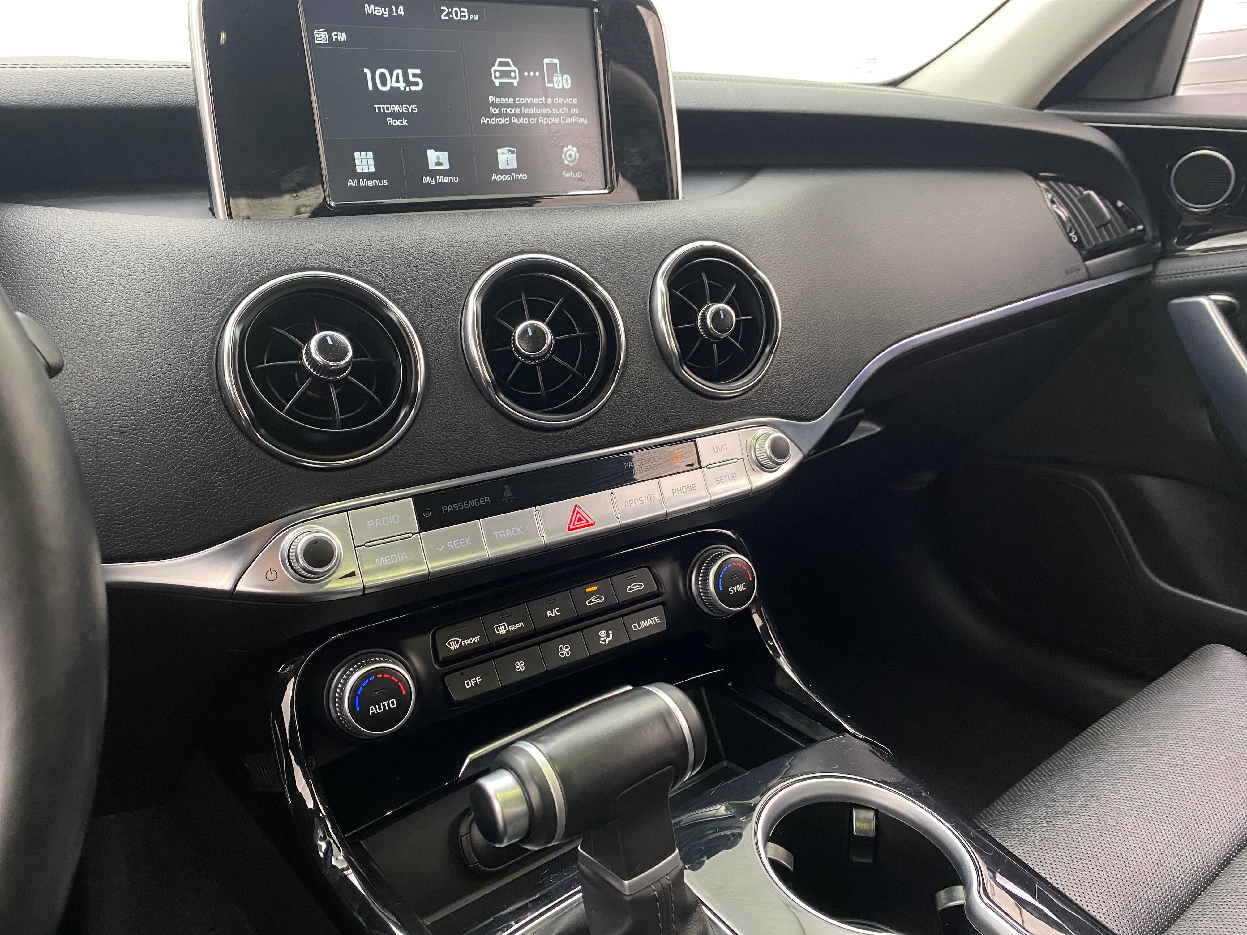 2019 Kia Stinger Base 3