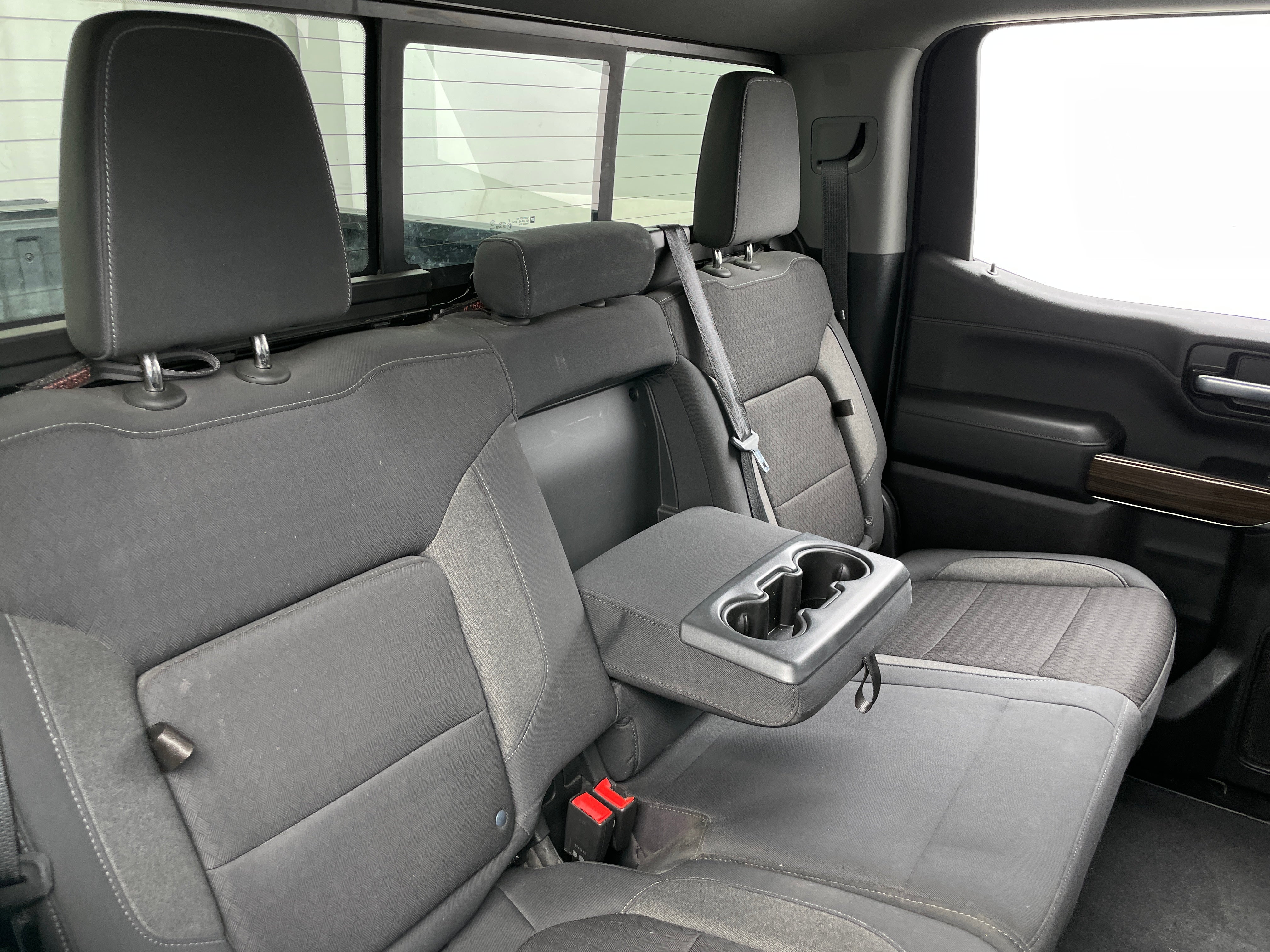 2020 Chevrolet Silverado 1500 RST 6