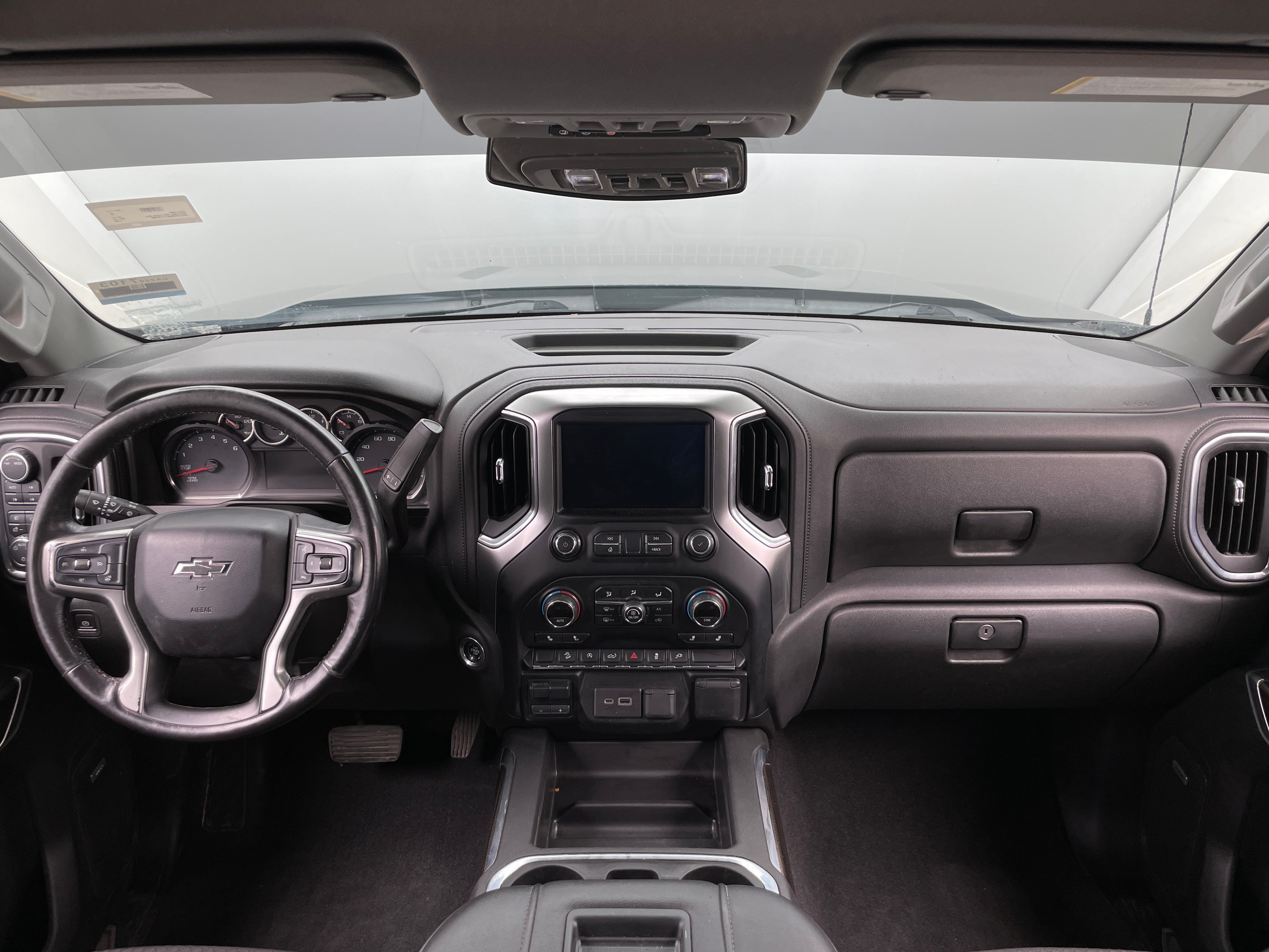 2020 Chevrolet Silverado 1500 RST 3