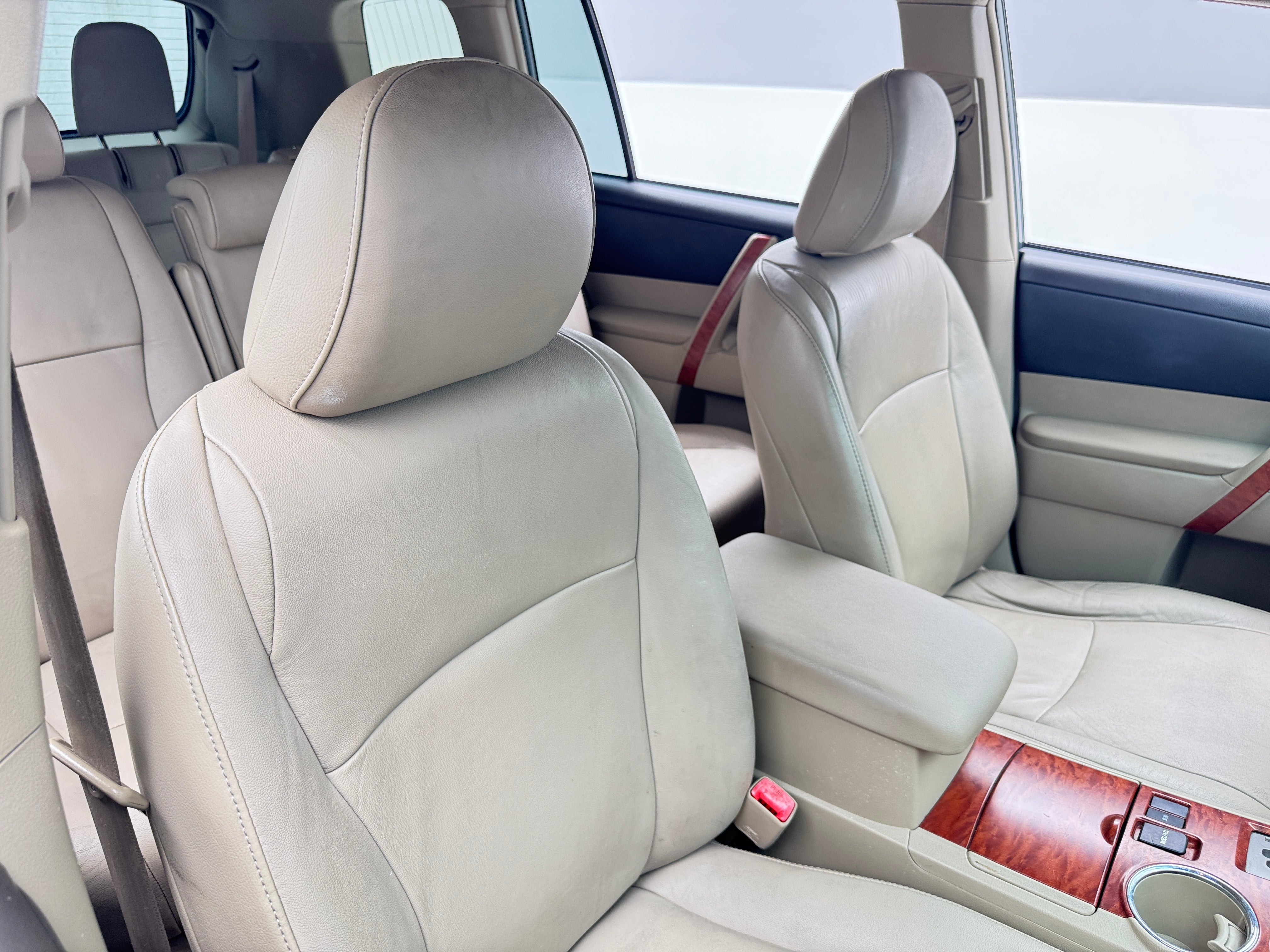 2010 Toyota Highlander Limited 2
