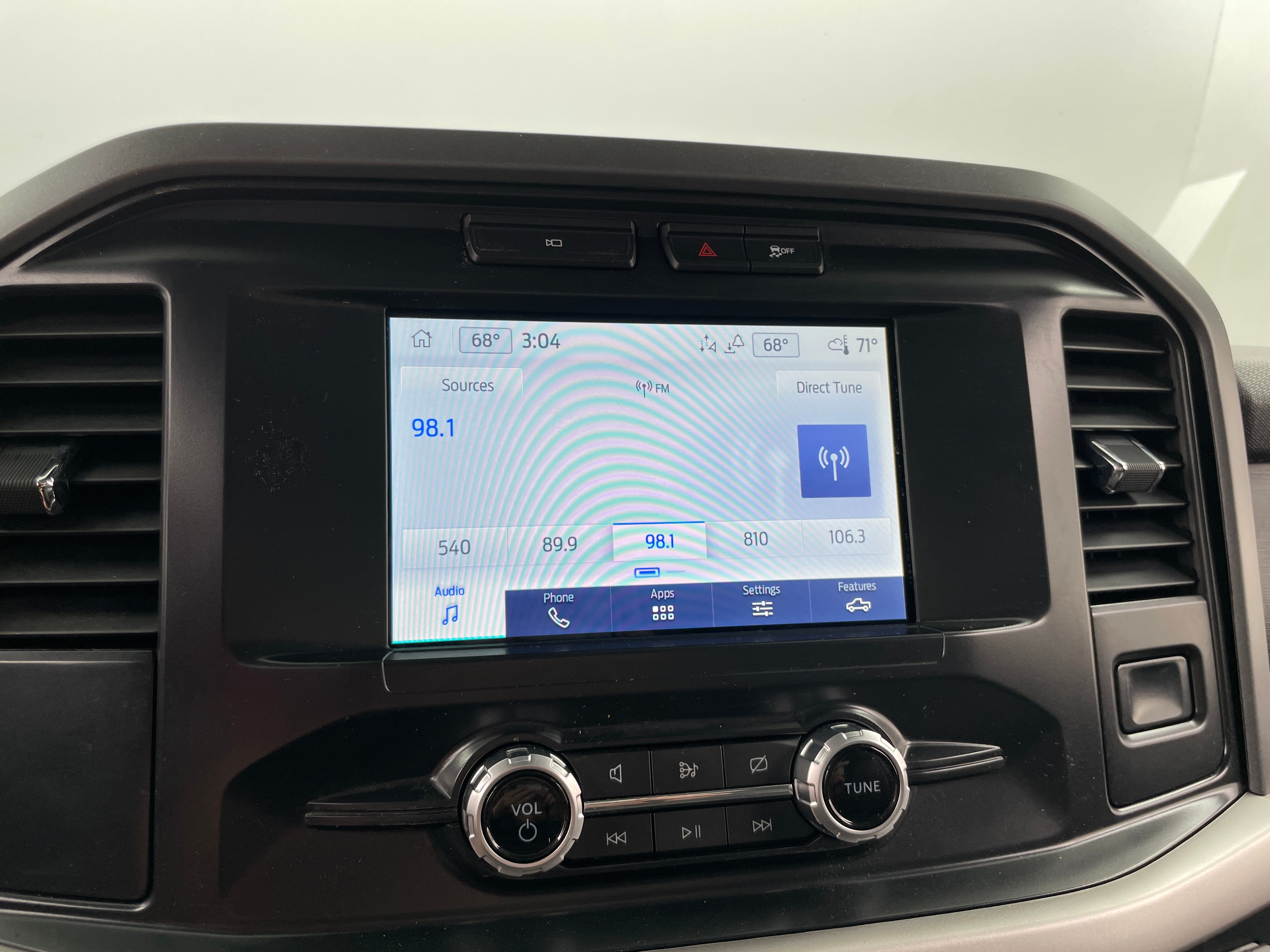 2022 Ford Econoline E-150 4