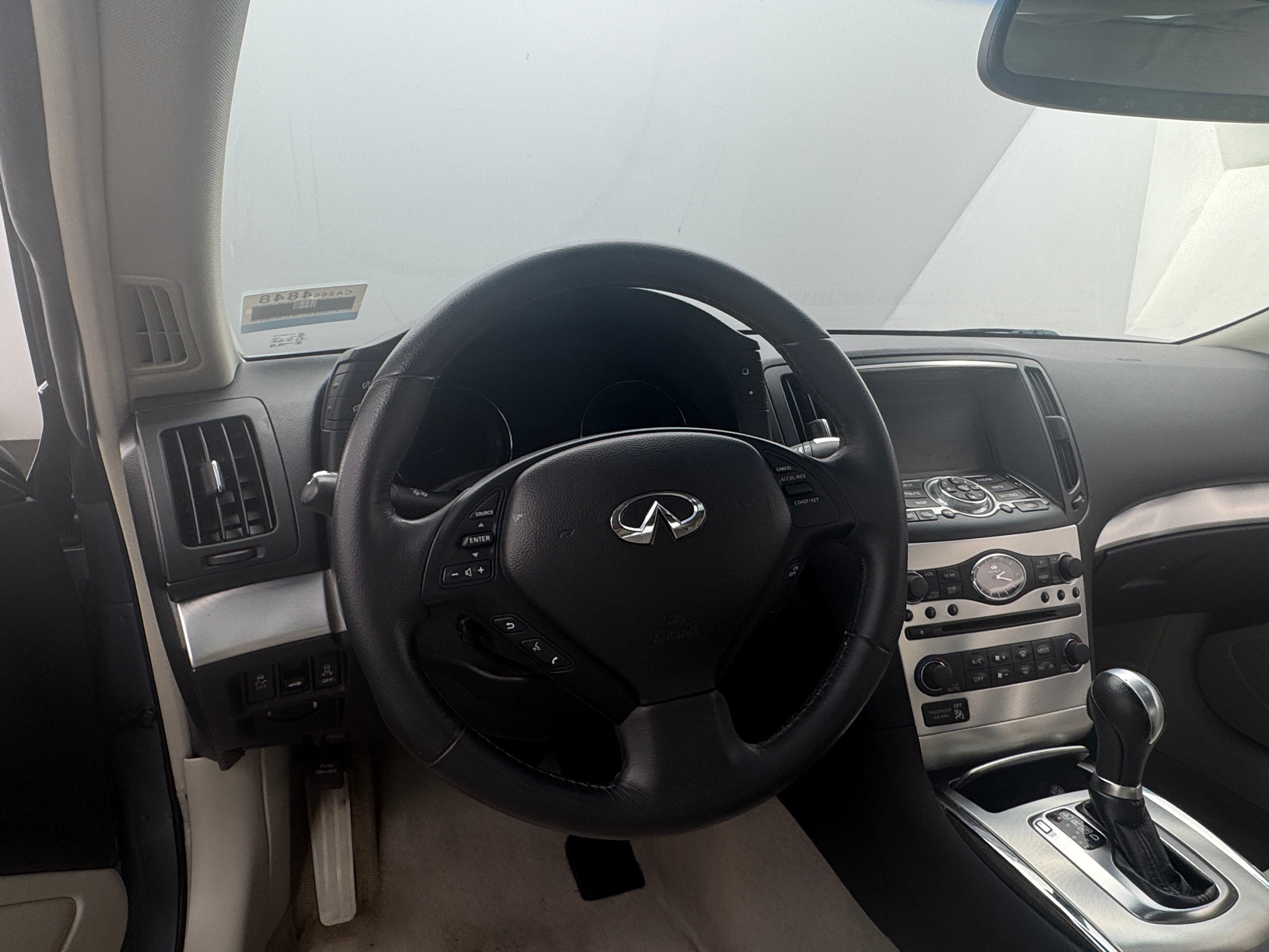 2015 INFINITI Q60  3