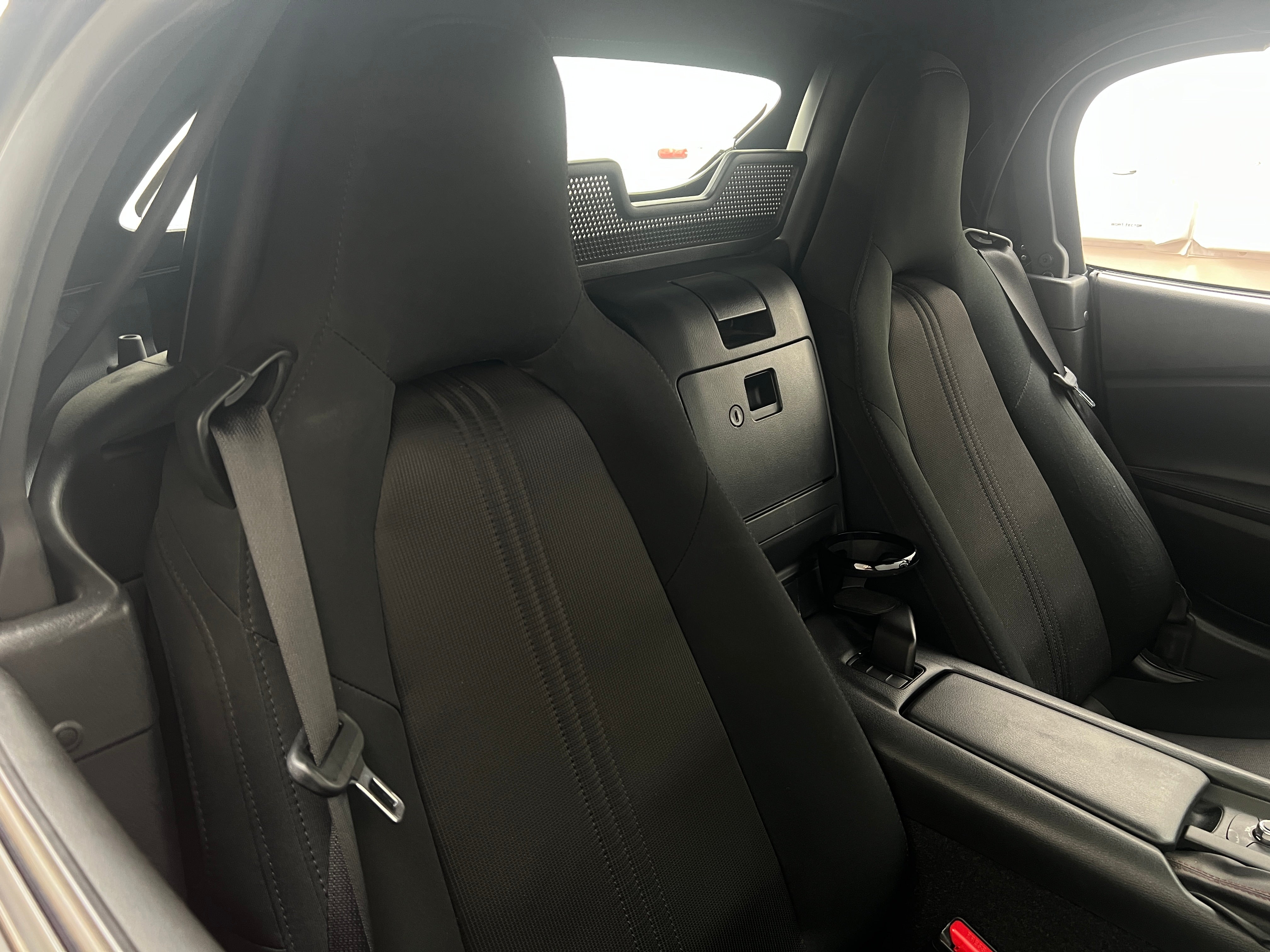 2019 Mazda MX-5 Miata Sport 2