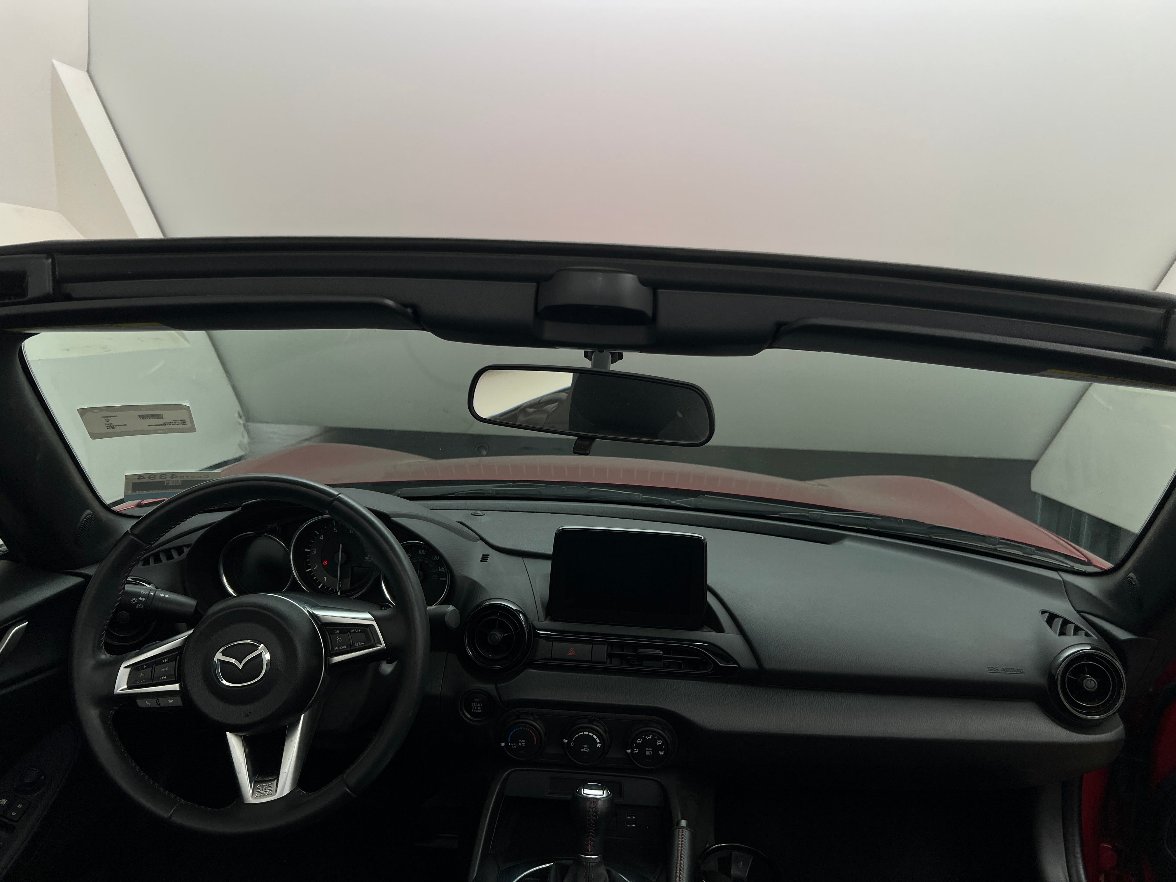 2019 Mazda MX-5 Miata Sport 3