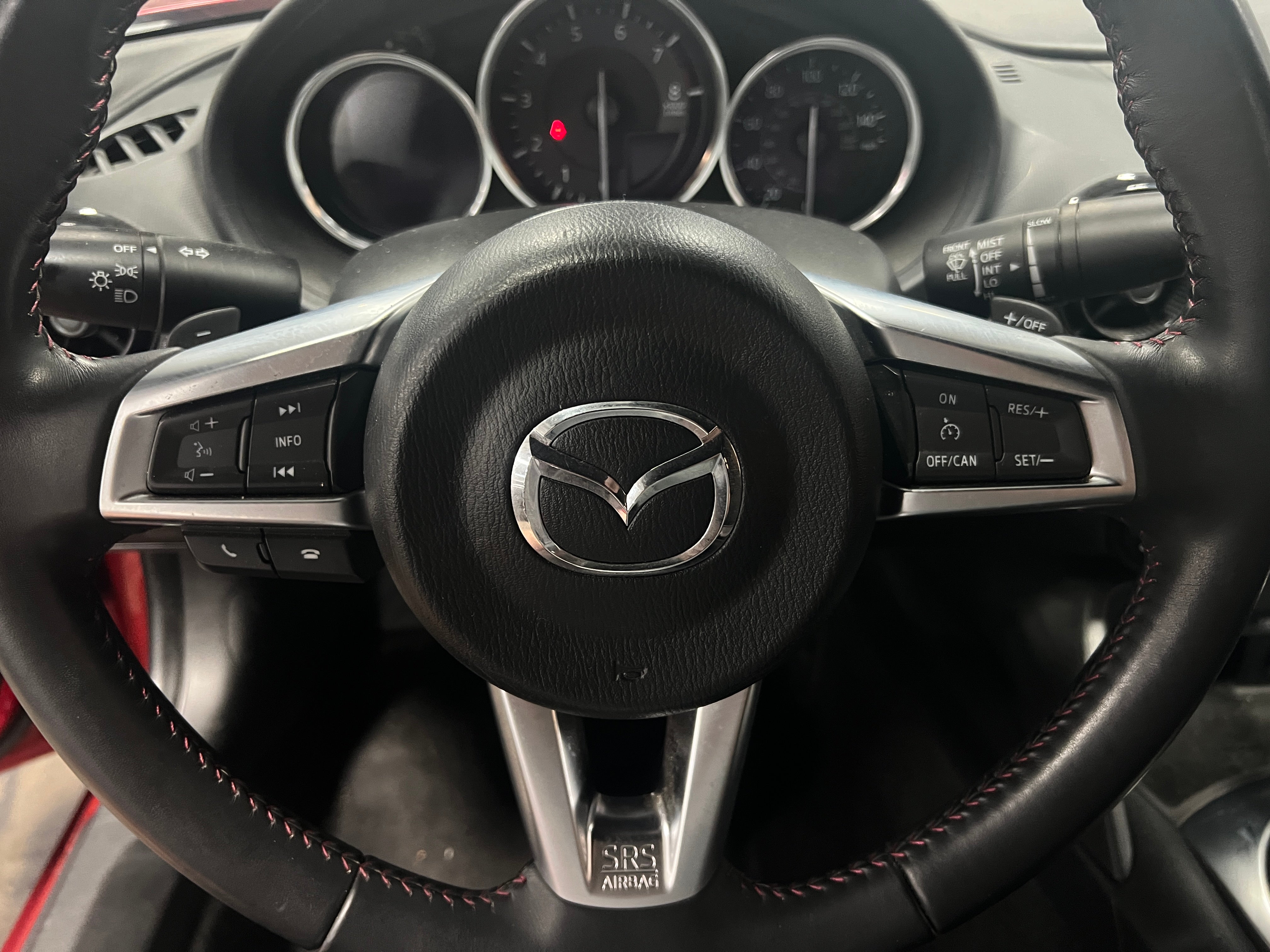 2019 Mazda MX-5 Miata Sport 5