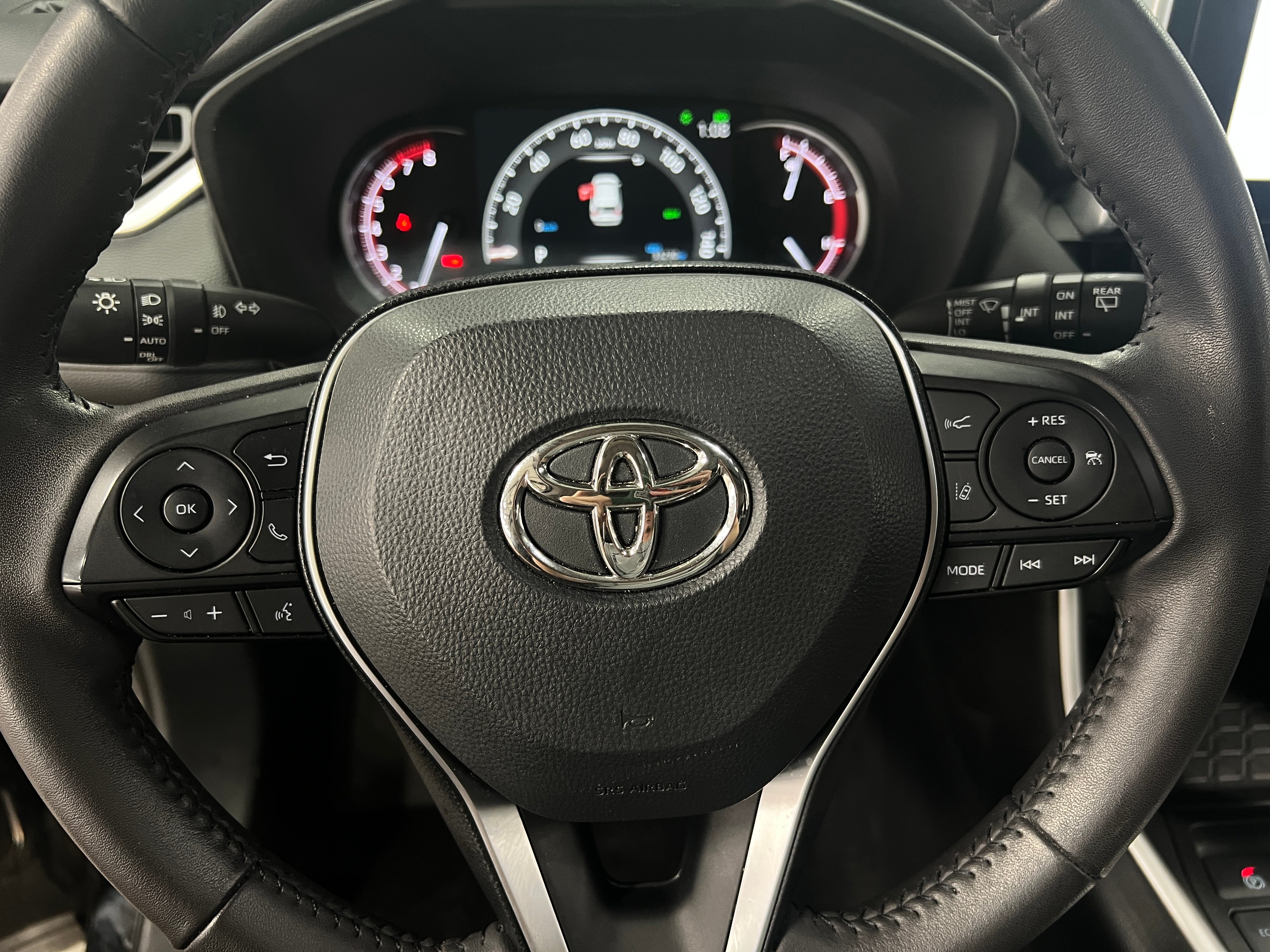 2023 Toyota RAV4 XLE Premium 4
