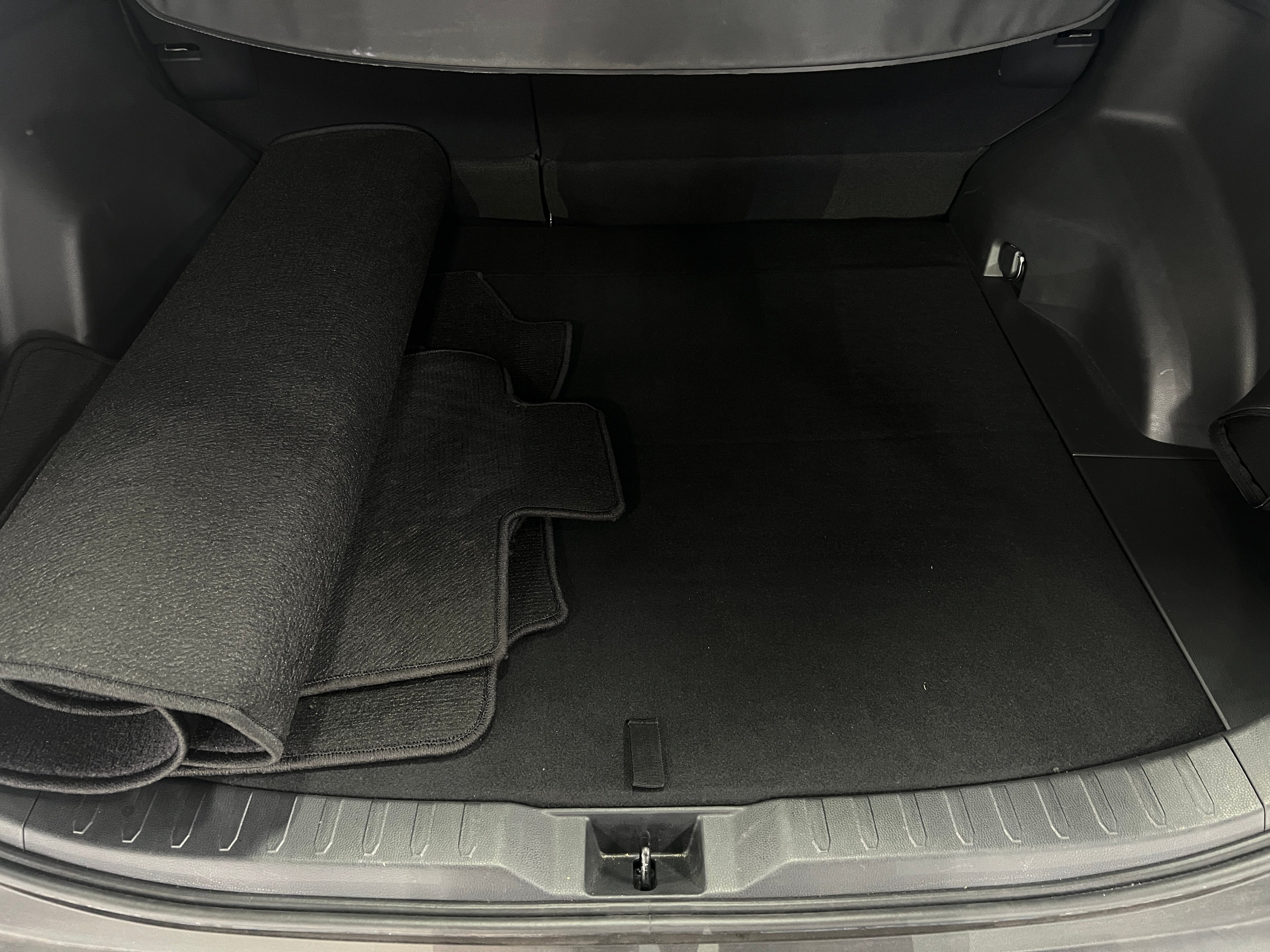 2023 Toyota RAV4 XLE Premium 6