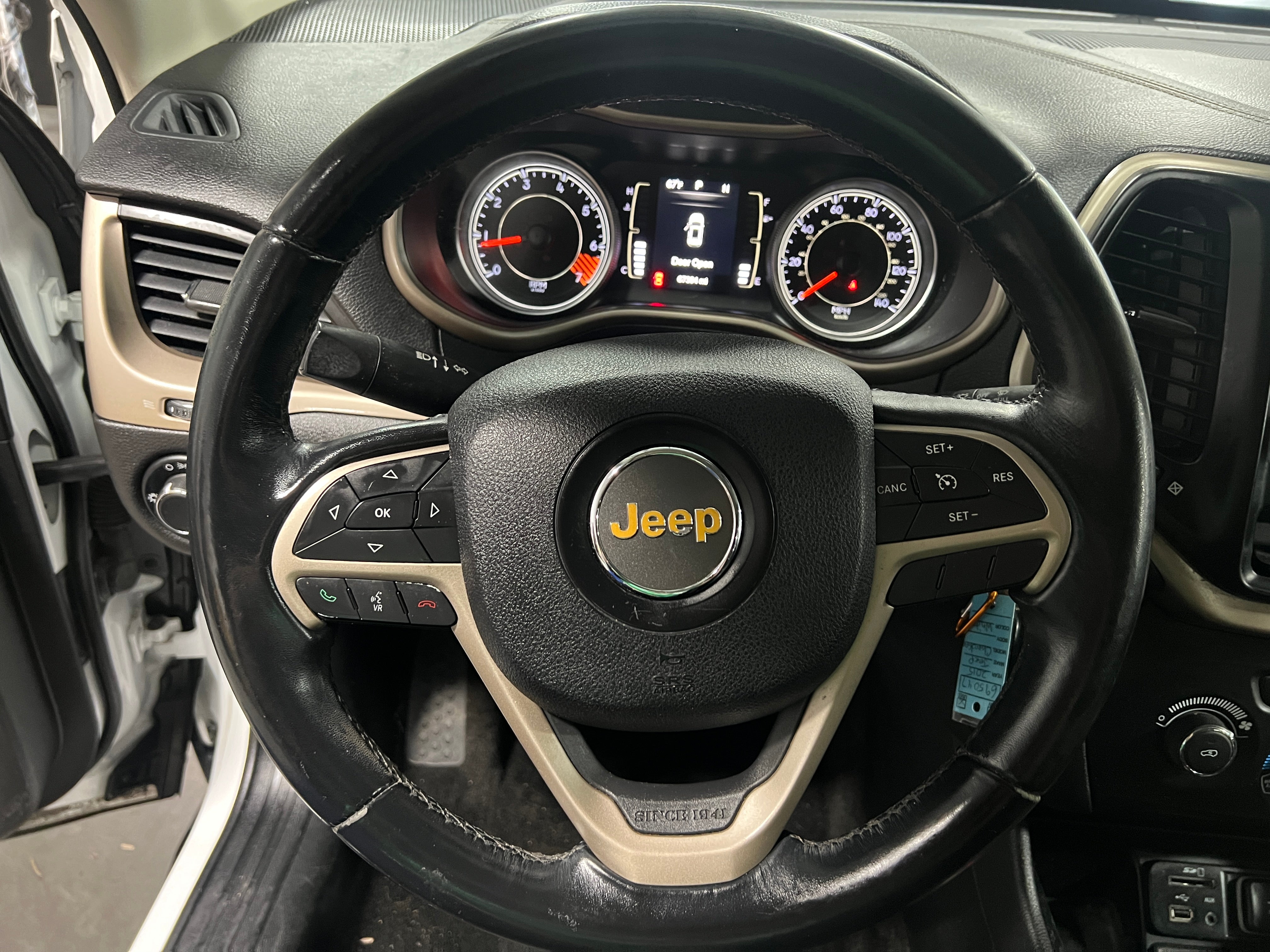 2015 Jeep Cherokee Sport 5