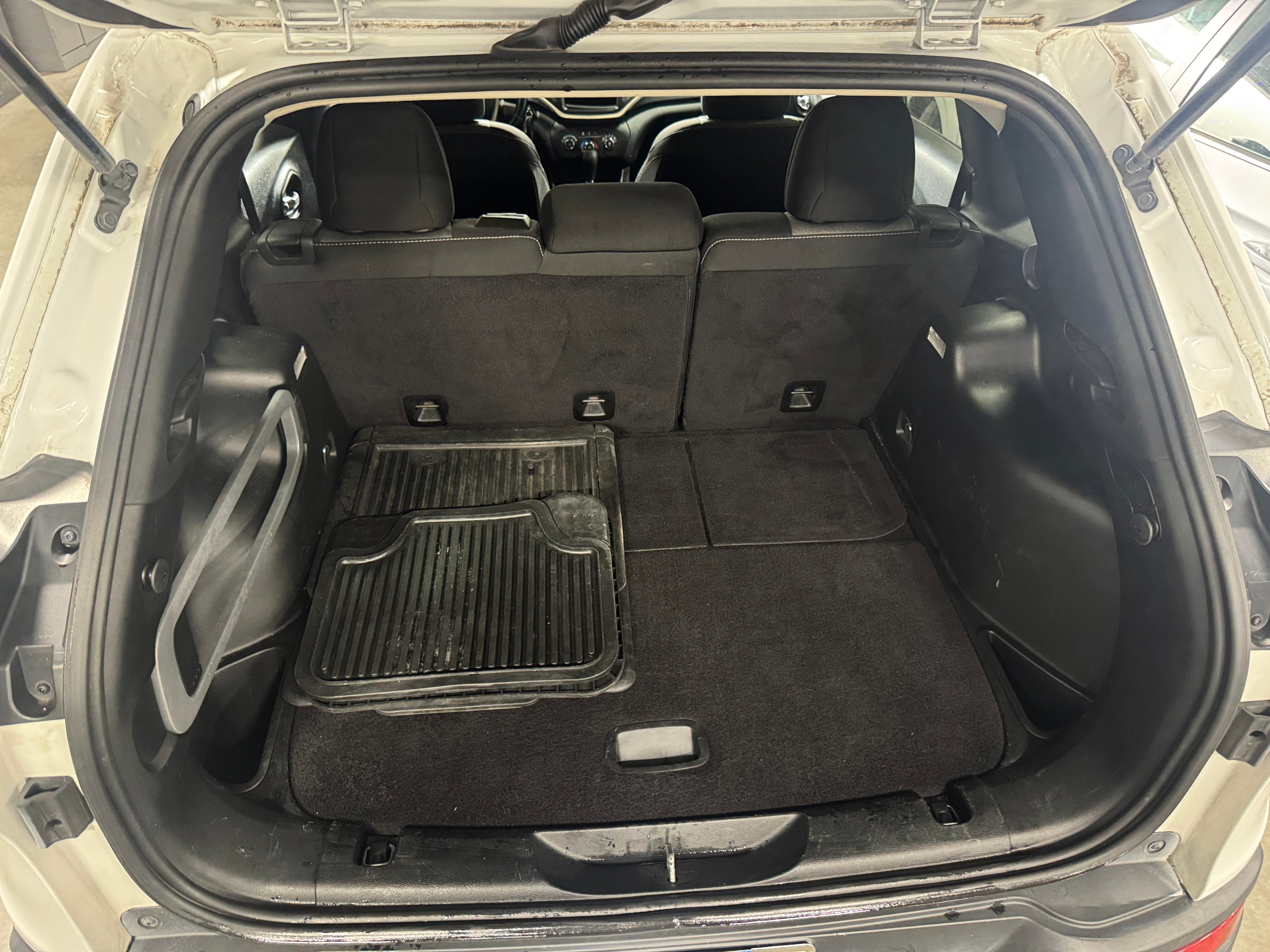 2015 Jeep Cherokee Sport 7