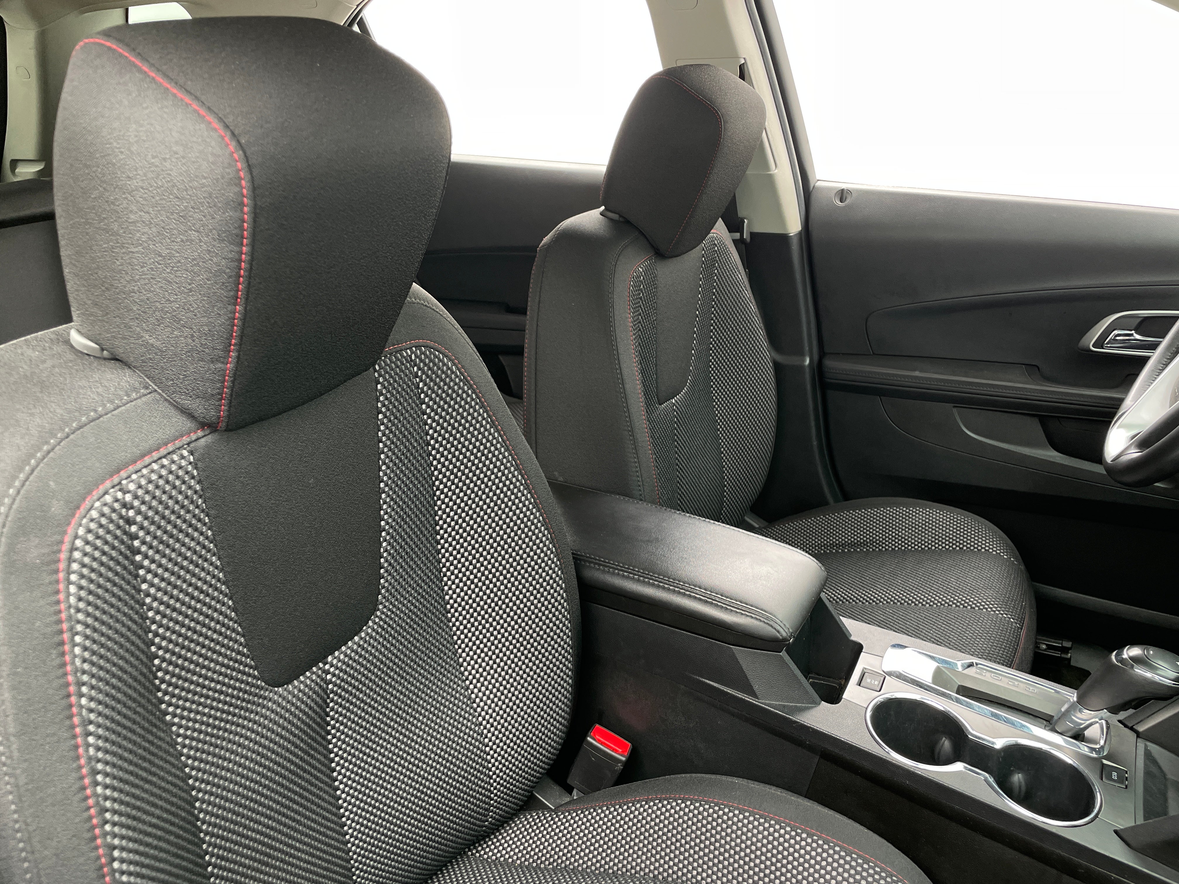 2017 Chevrolet Equinox LT 2