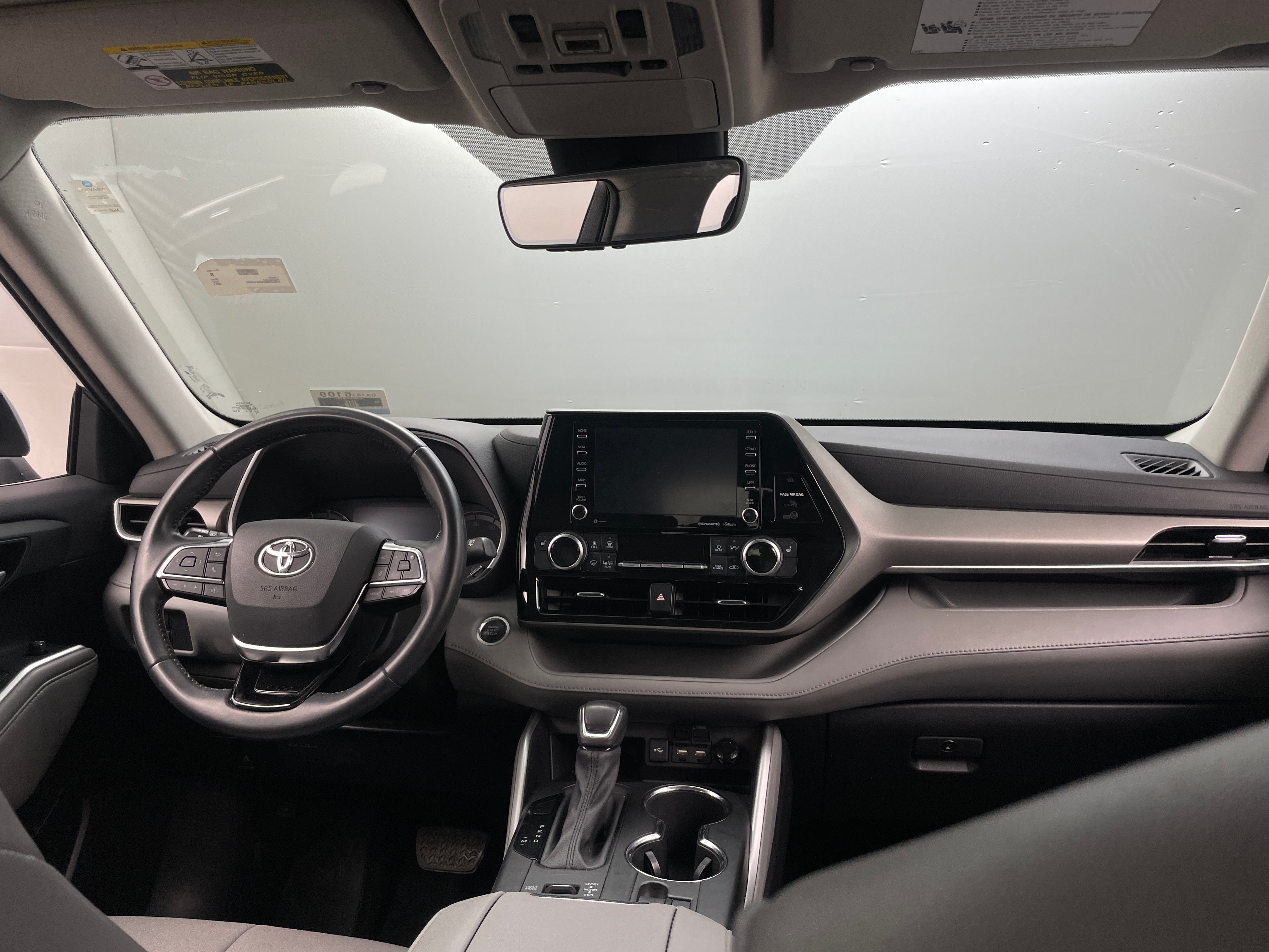 2021 Toyota Highlander XLE 2