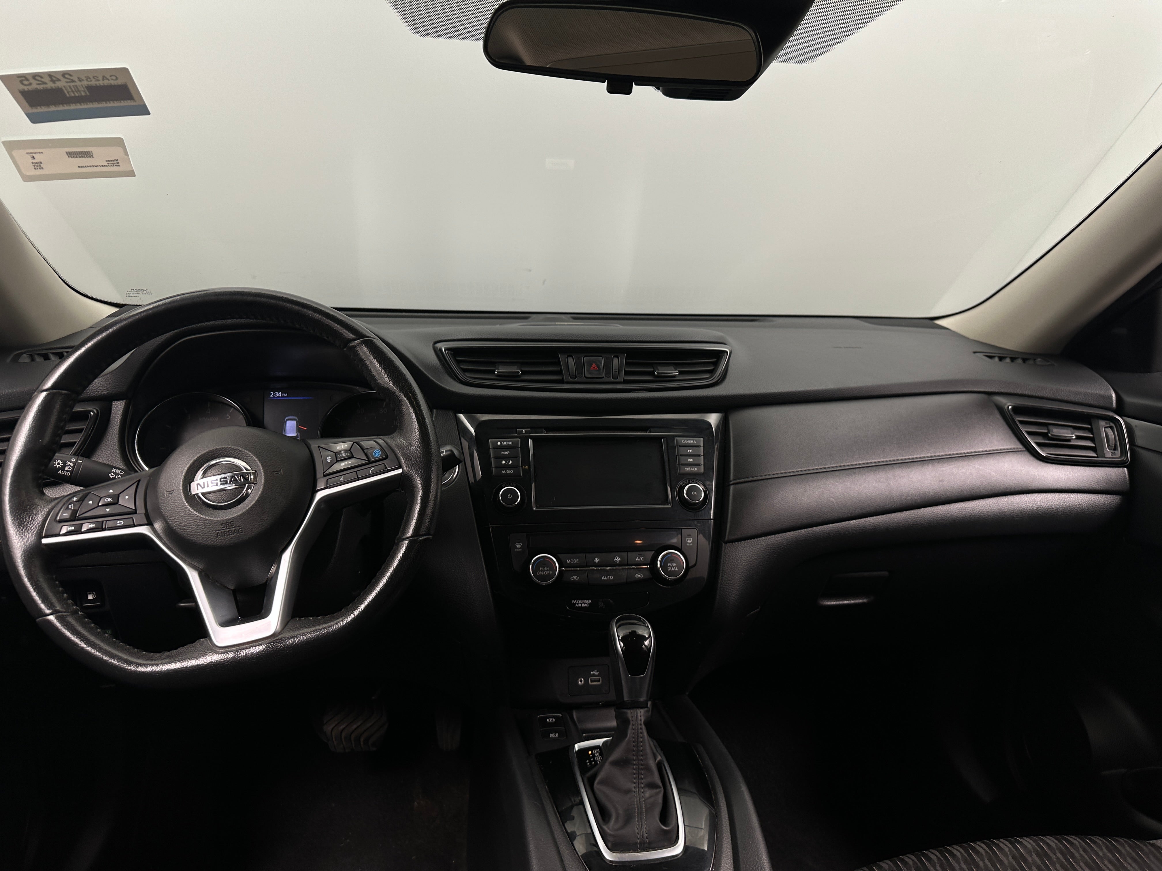 2019 Nissan Rogue SV 3