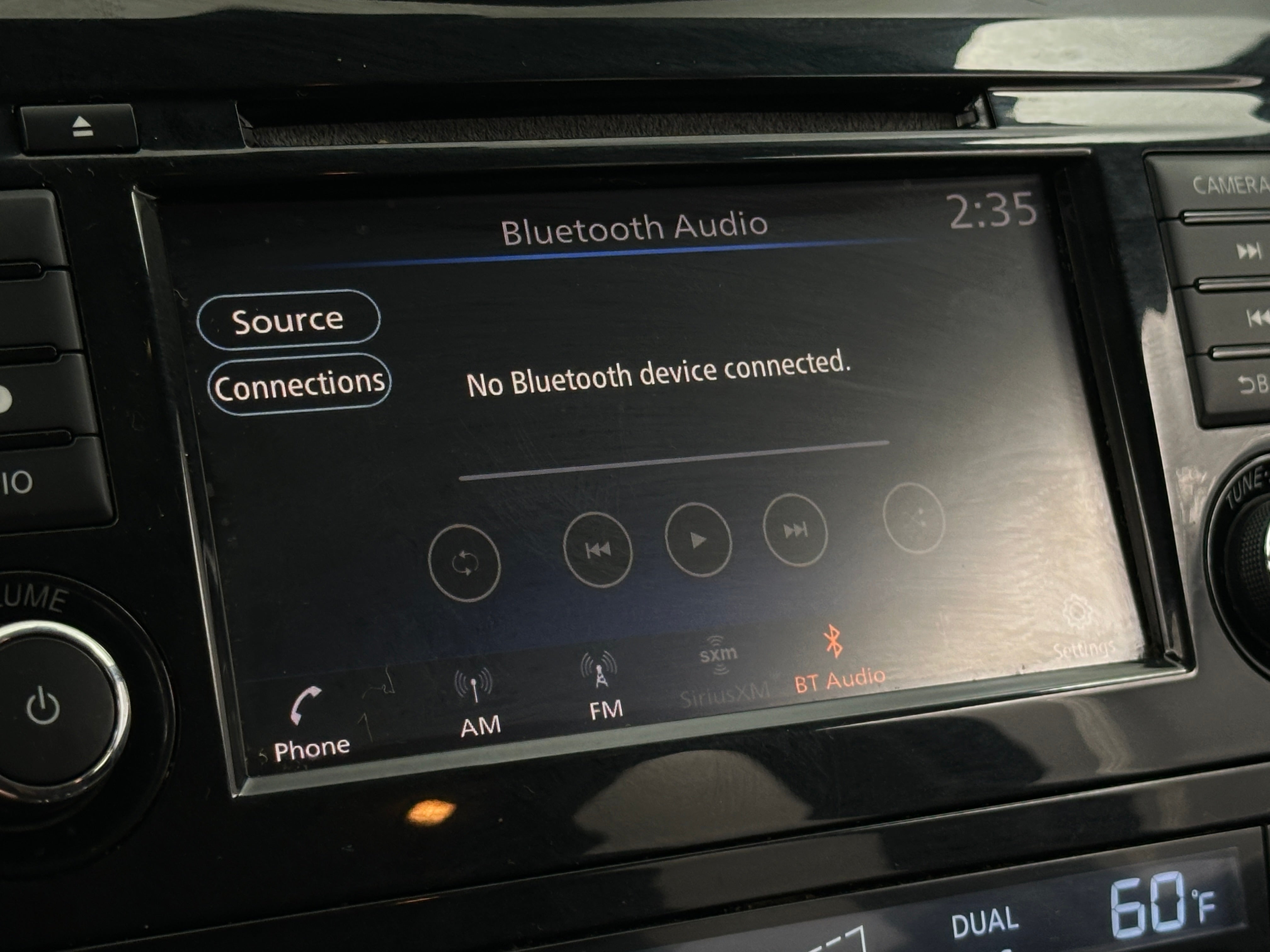 2019 Nissan Rogue SV 4