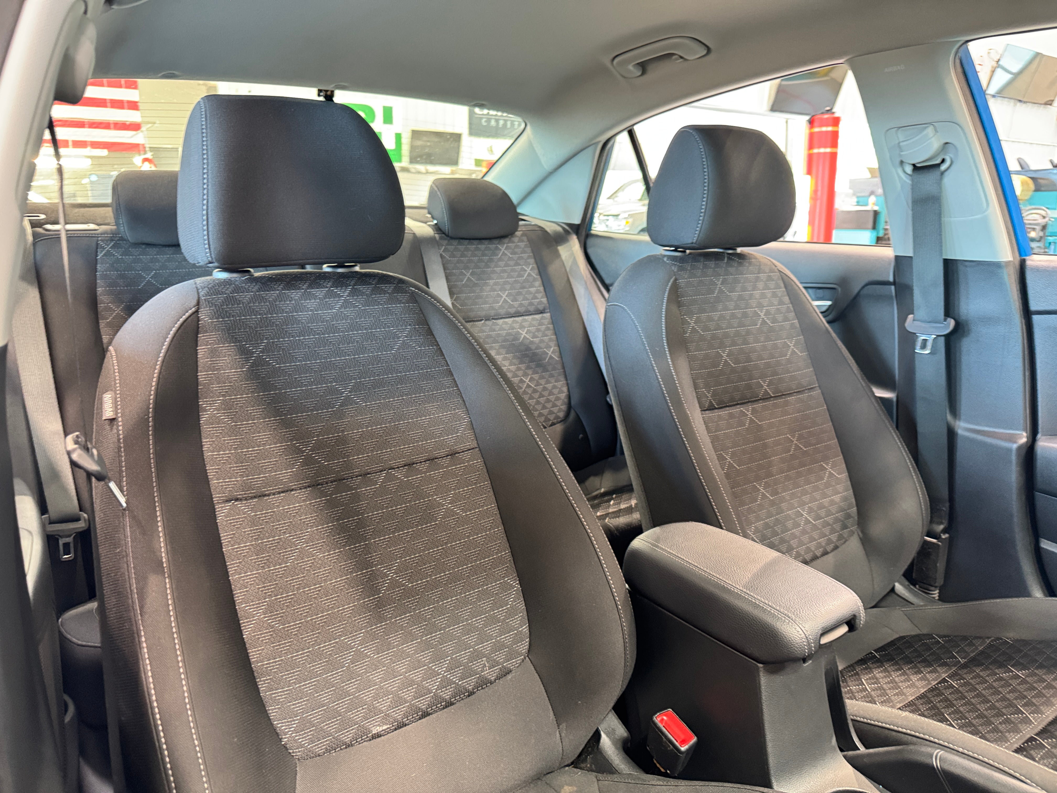 2022 Kia Rio S 2