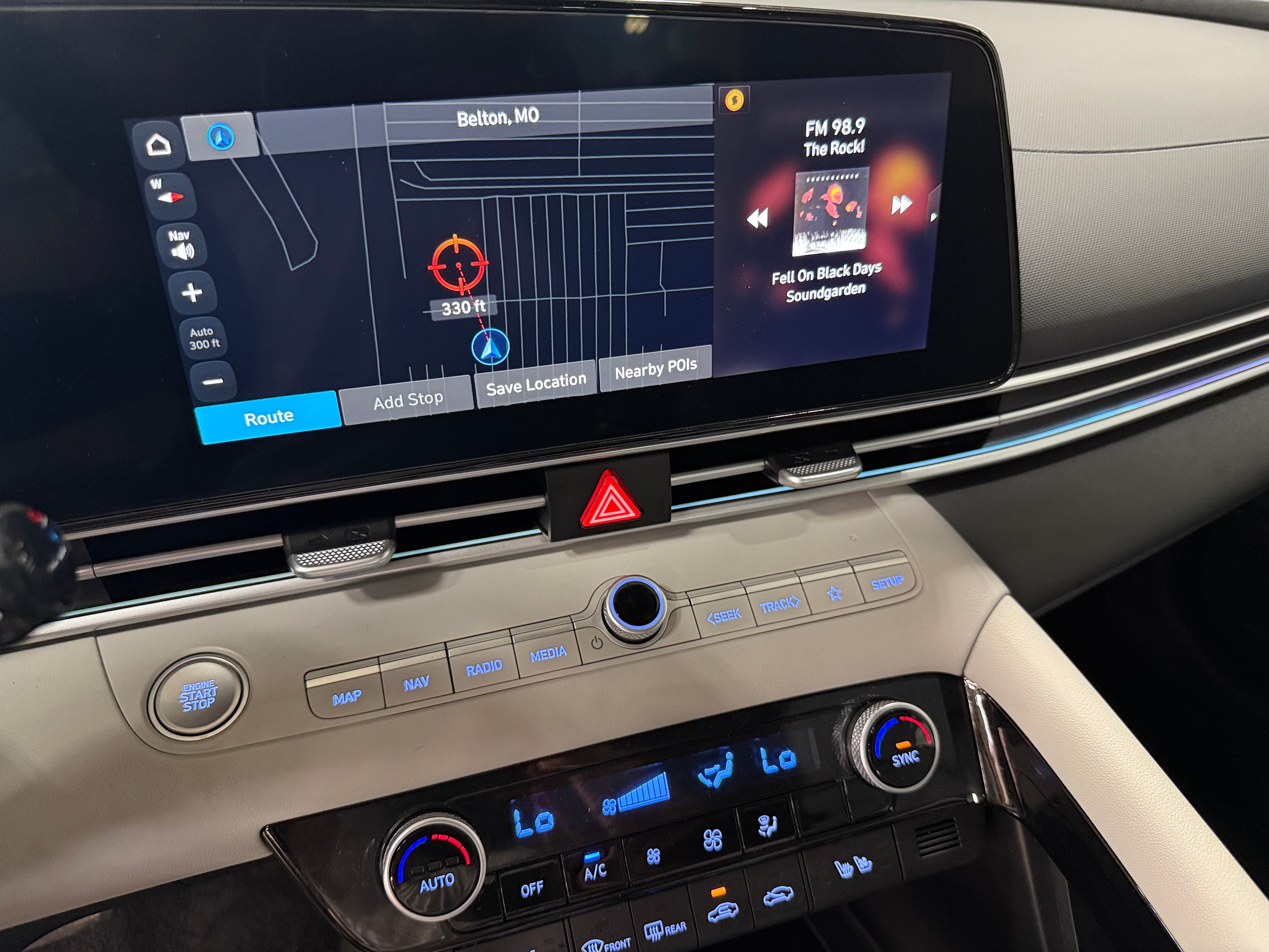 2024 Hyundai Elantra Limited Edition 3