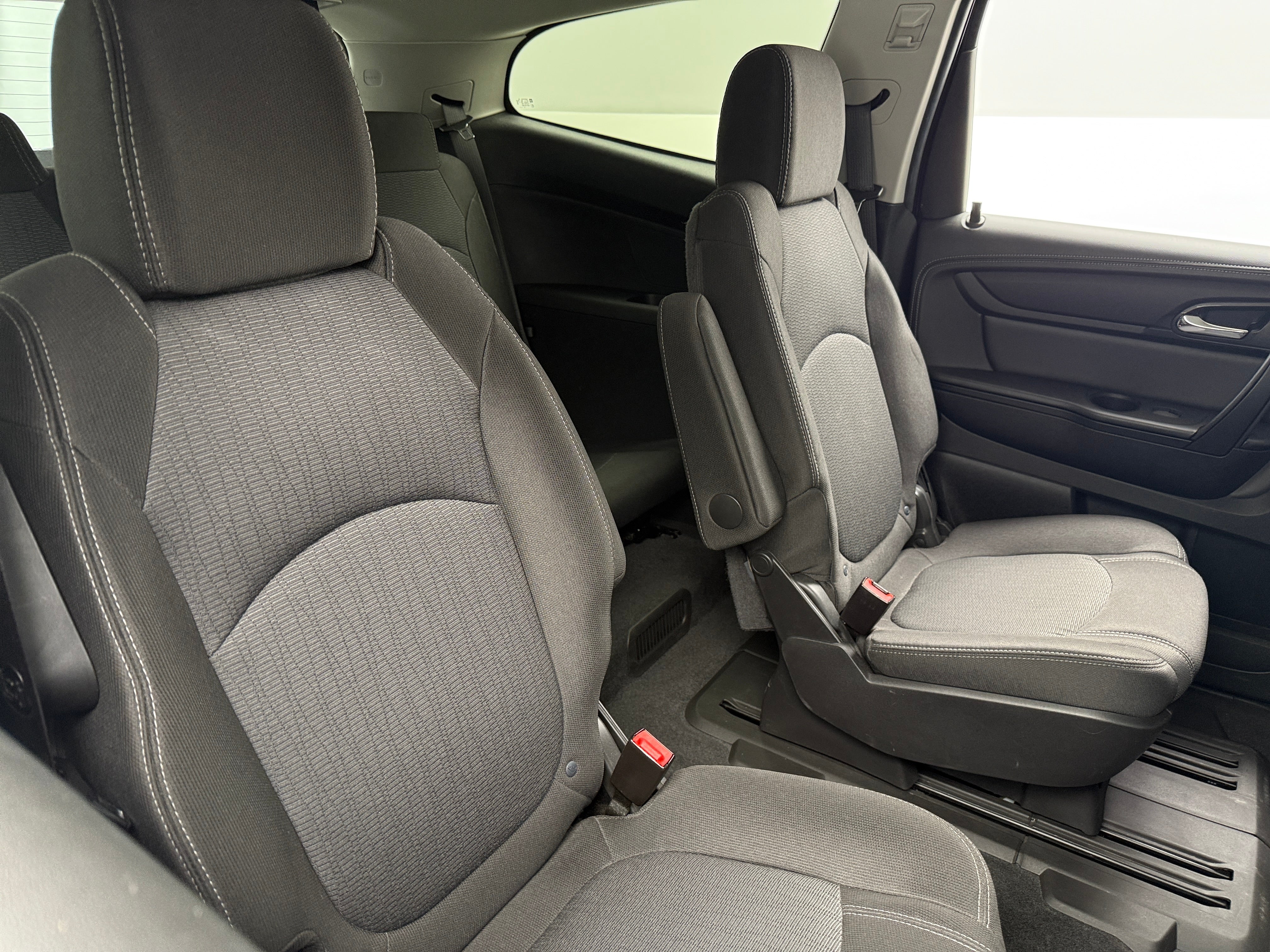 2017 Chevrolet Traverse LT 6