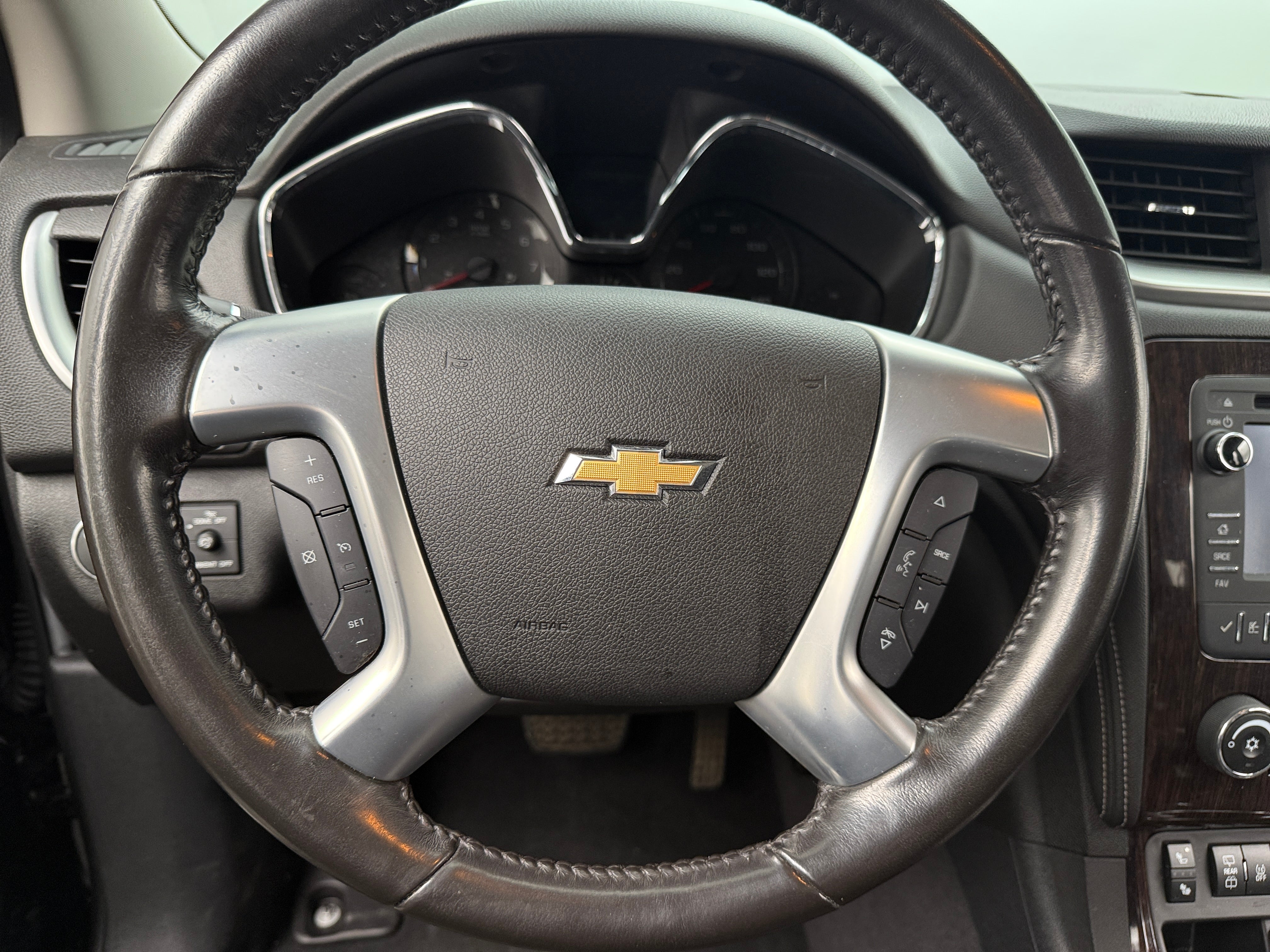 2017 Chevrolet Traverse LT 5