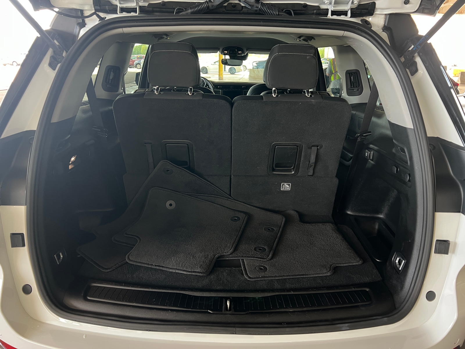 Thumbnail: 2023 Jeep Grand Cherokee L - 7