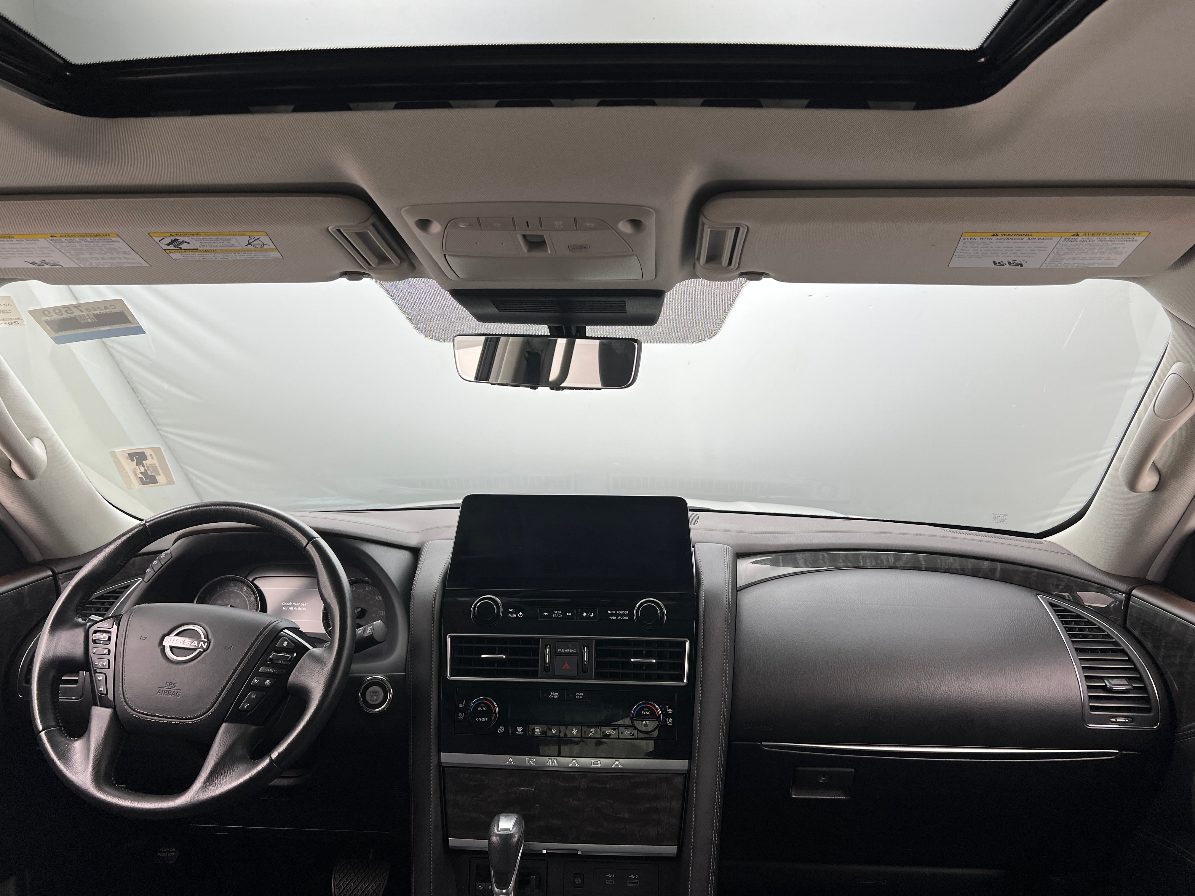 2022 Nissan Armada Platinum Edition 2